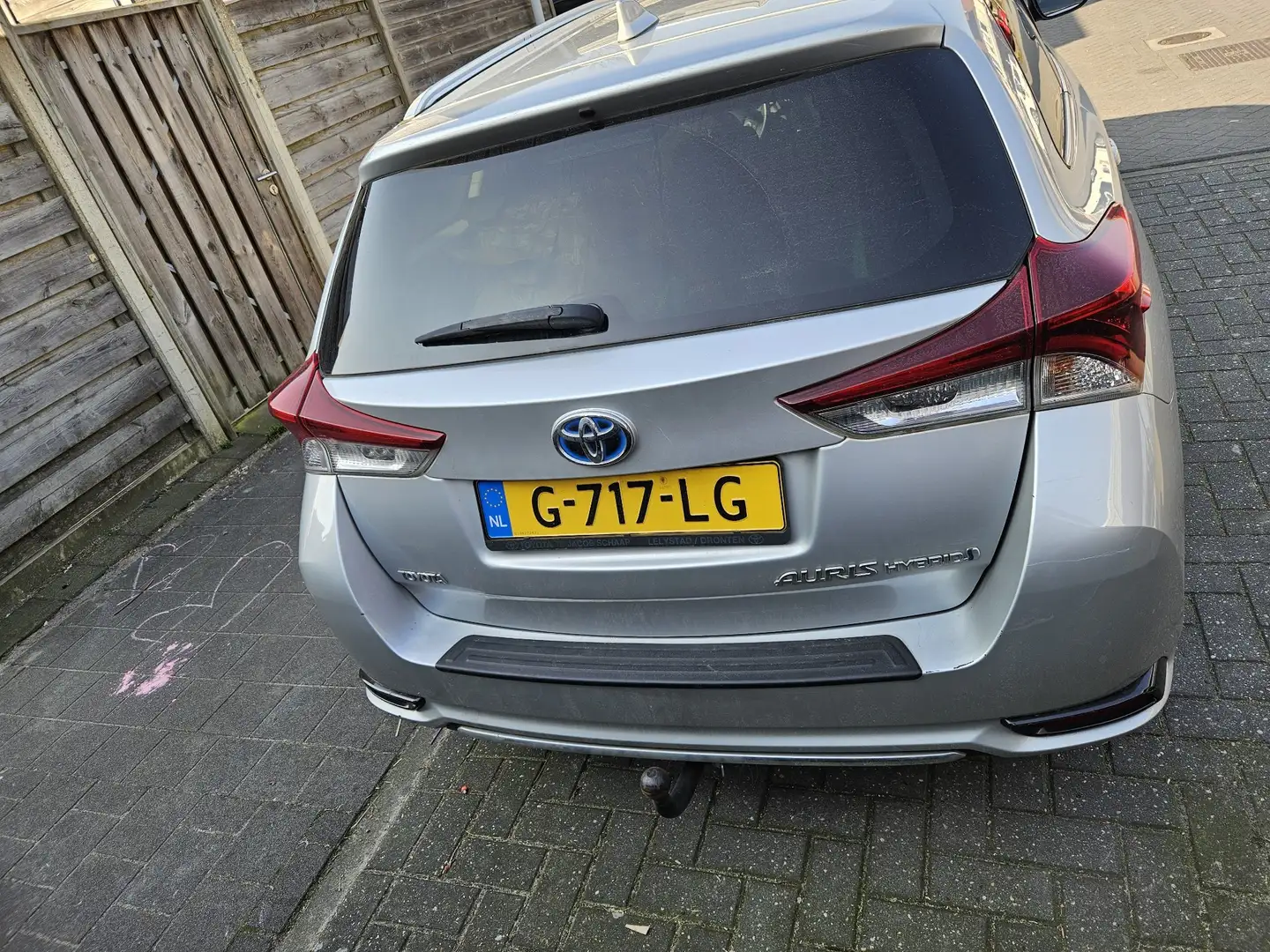 Toyota Auris 1.8 Hybr. Dynamic Zilver - 2