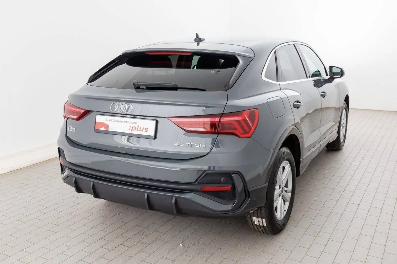 Audi Q3 45 TFSI e 245ch S tronic 6 Gris - 2