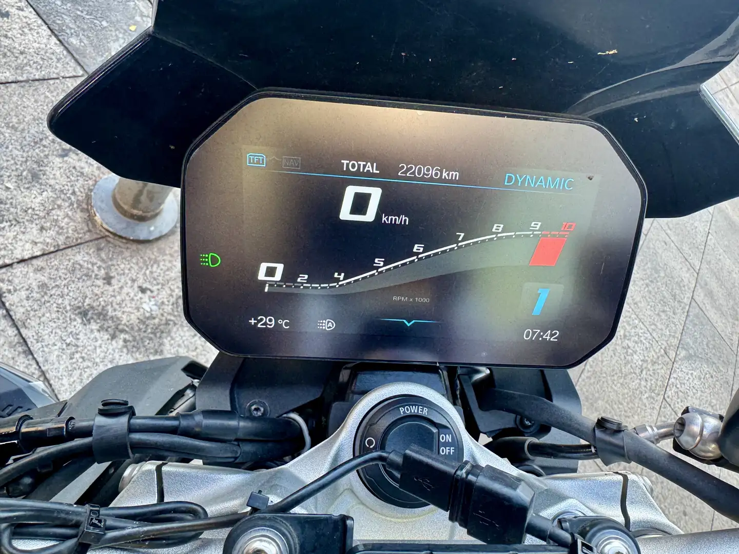 BMW F 900 R Чёрный - 1