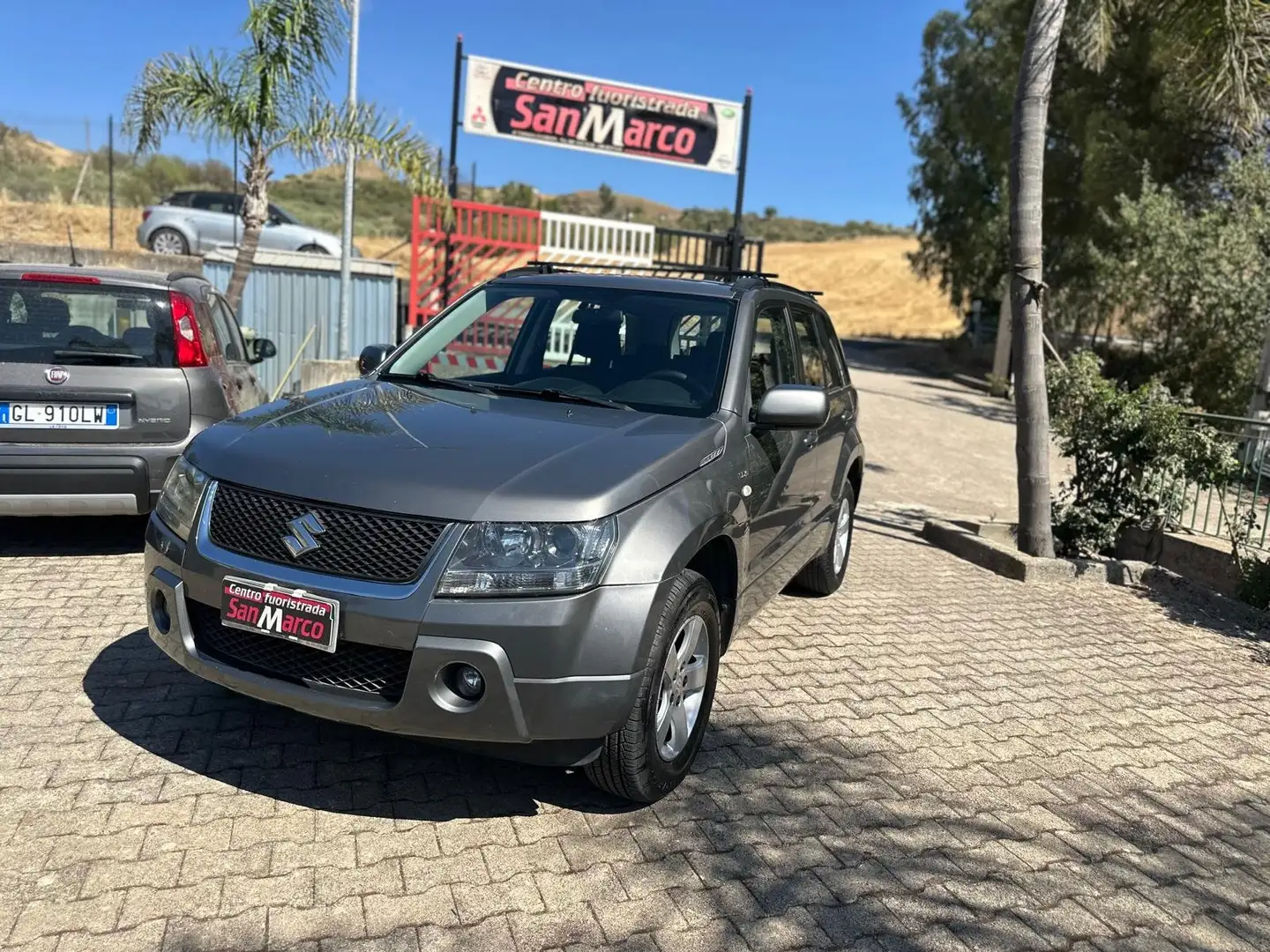 Suzuki Grand Vitara 5p 1.9 ddis Executive Grigio - 1