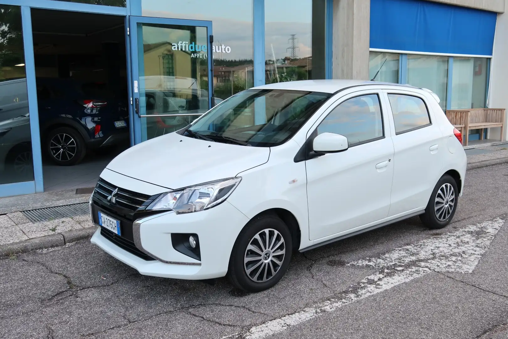 Mitsubishi Space Star 1.2 Invite 5p Bianco - 1