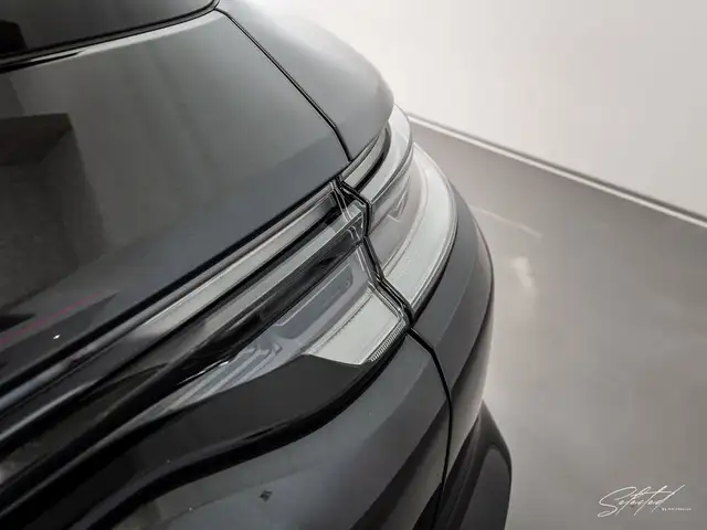 Porsche Panamera 4 E-Hybrid Sport Turismo PlatiniumEdition Ansicht 46