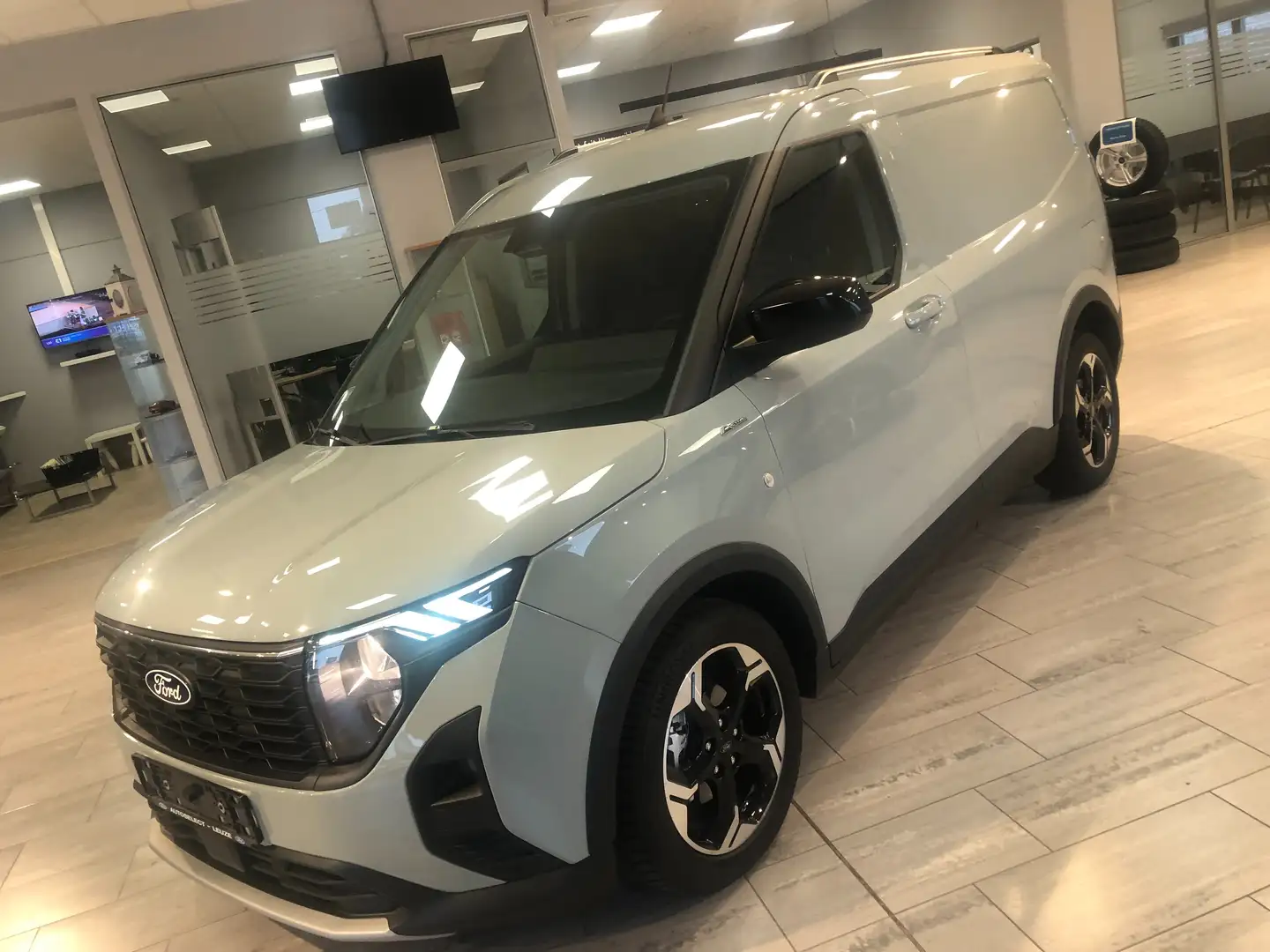 Ford Transit Courier 1.5 DIESEL SERIE ACTIVE GARANTIE 150000 SHOW ROOM Gris - 1