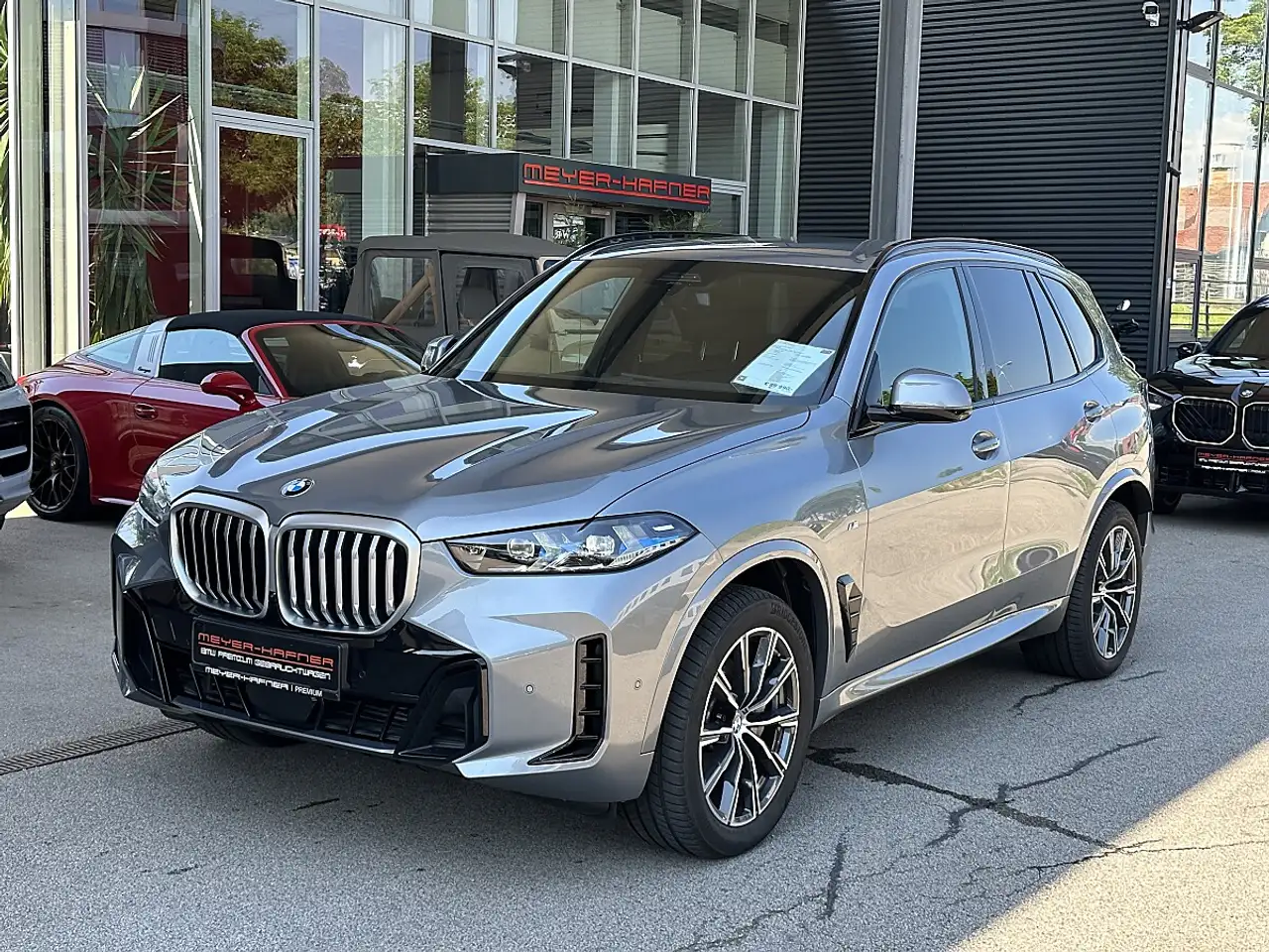 BMW X5 xDrive30d M-Paket Aut. / Iconic Glow / Sportsit...