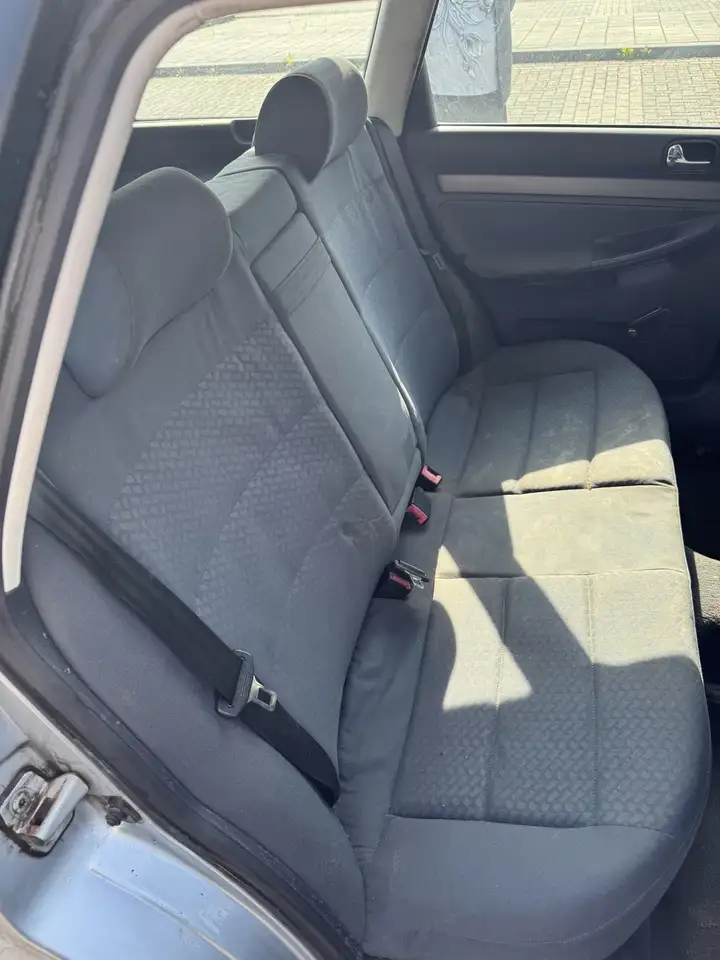 Audi A4 Avant 1.8, foto 11