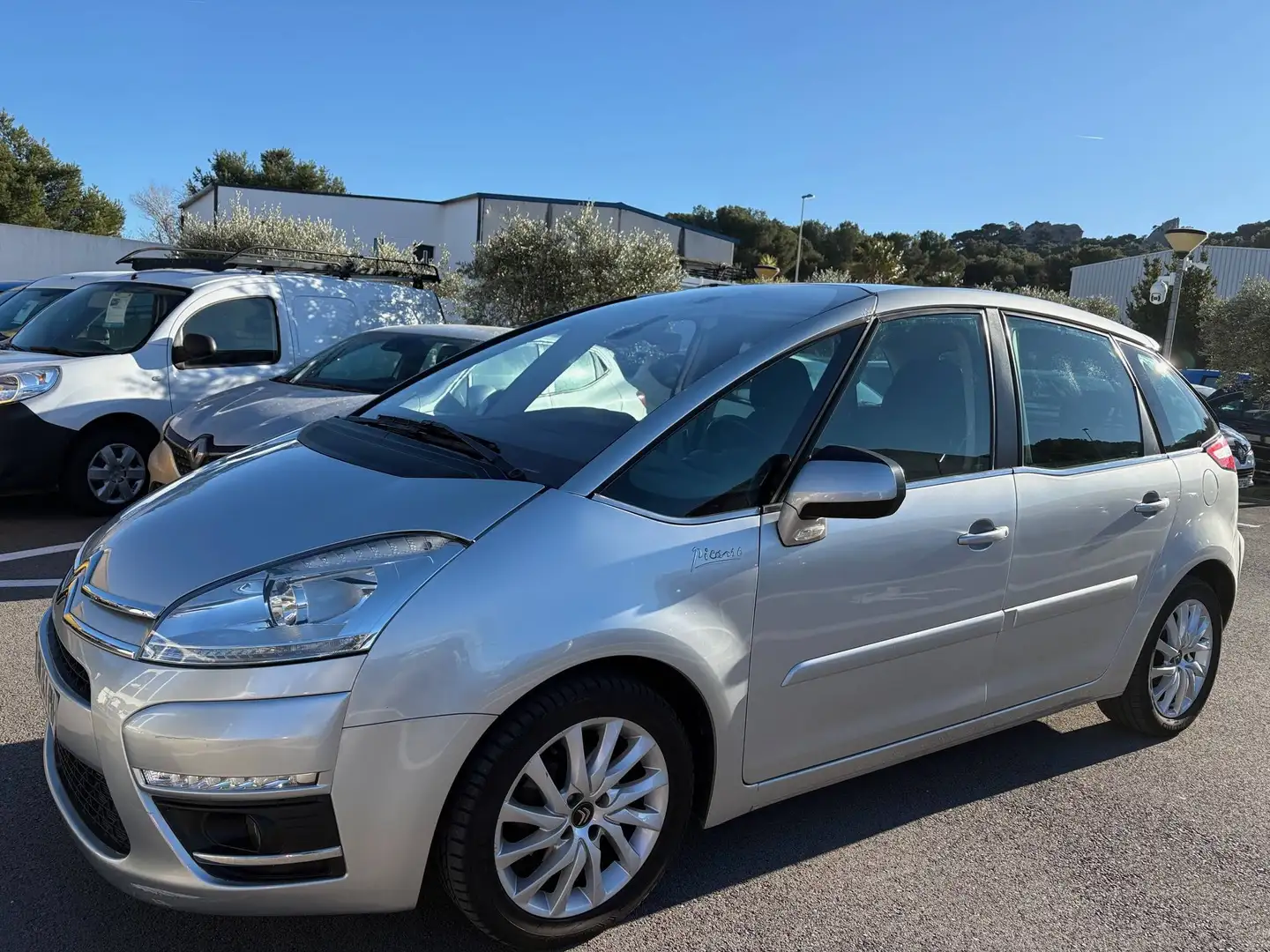 Citroen C4 Picasso 1.6 e-HDI 110ch FAP Business BMP6 Gris - 1