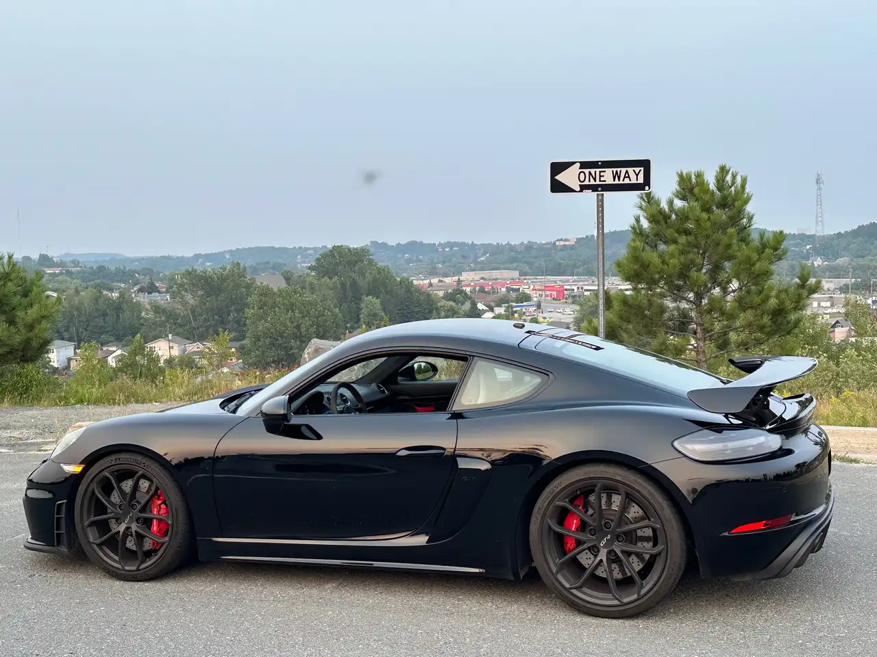 Porsche 718 Cayman снимка Porsche 718 Cayman
