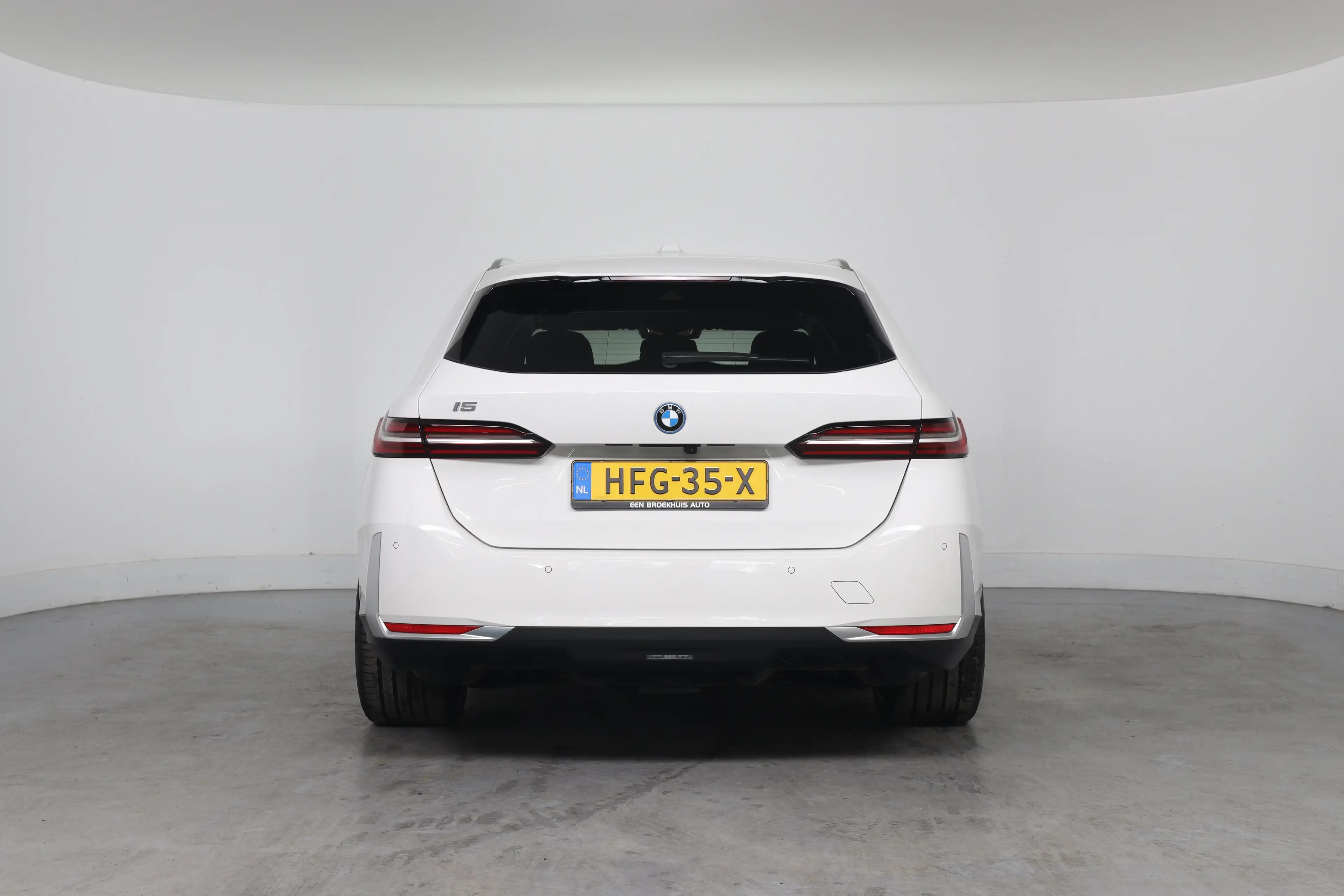 BMW i5 Touring eDrive40 84kWh | Bowers&Wilkins | SOH 95% — photo 12