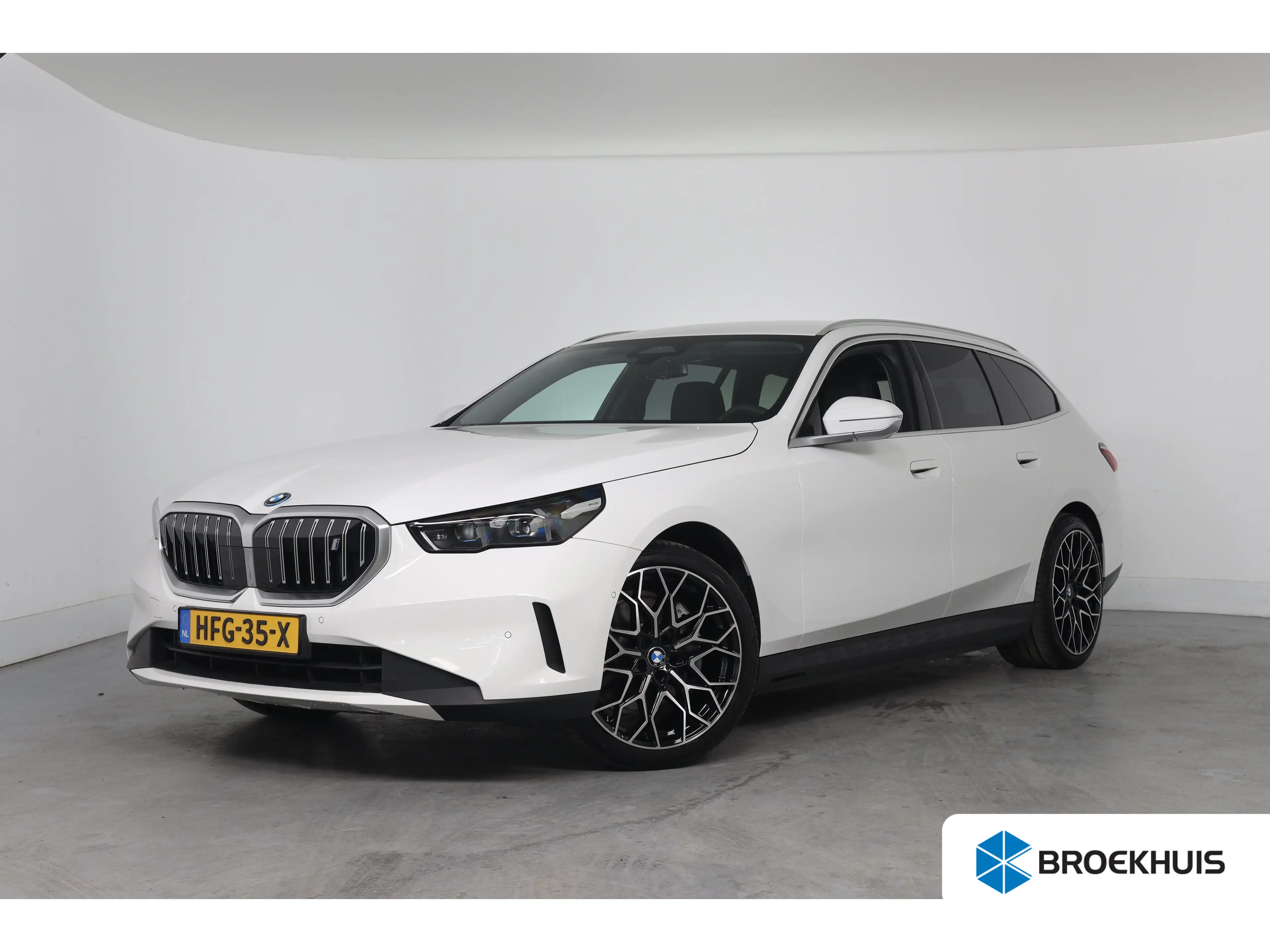 BMW i5 Touring eDrive40 84kWh | Bowers&Wilkins | SOH 95%