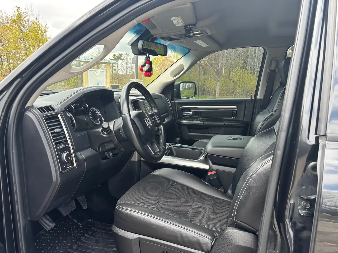 RAM 1500 fotografie RAM 1500