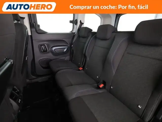Peugeot Rifter view 15
