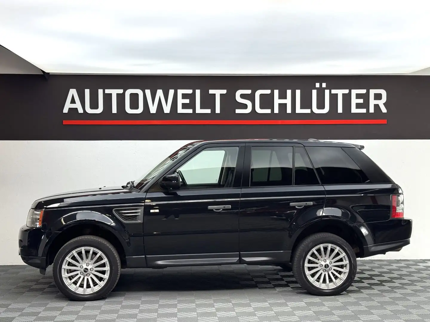 Land Rover Range Rover Sport 3.0 V6 TD SE AHK*SHZ*KAM*Leder Schwarz - 2