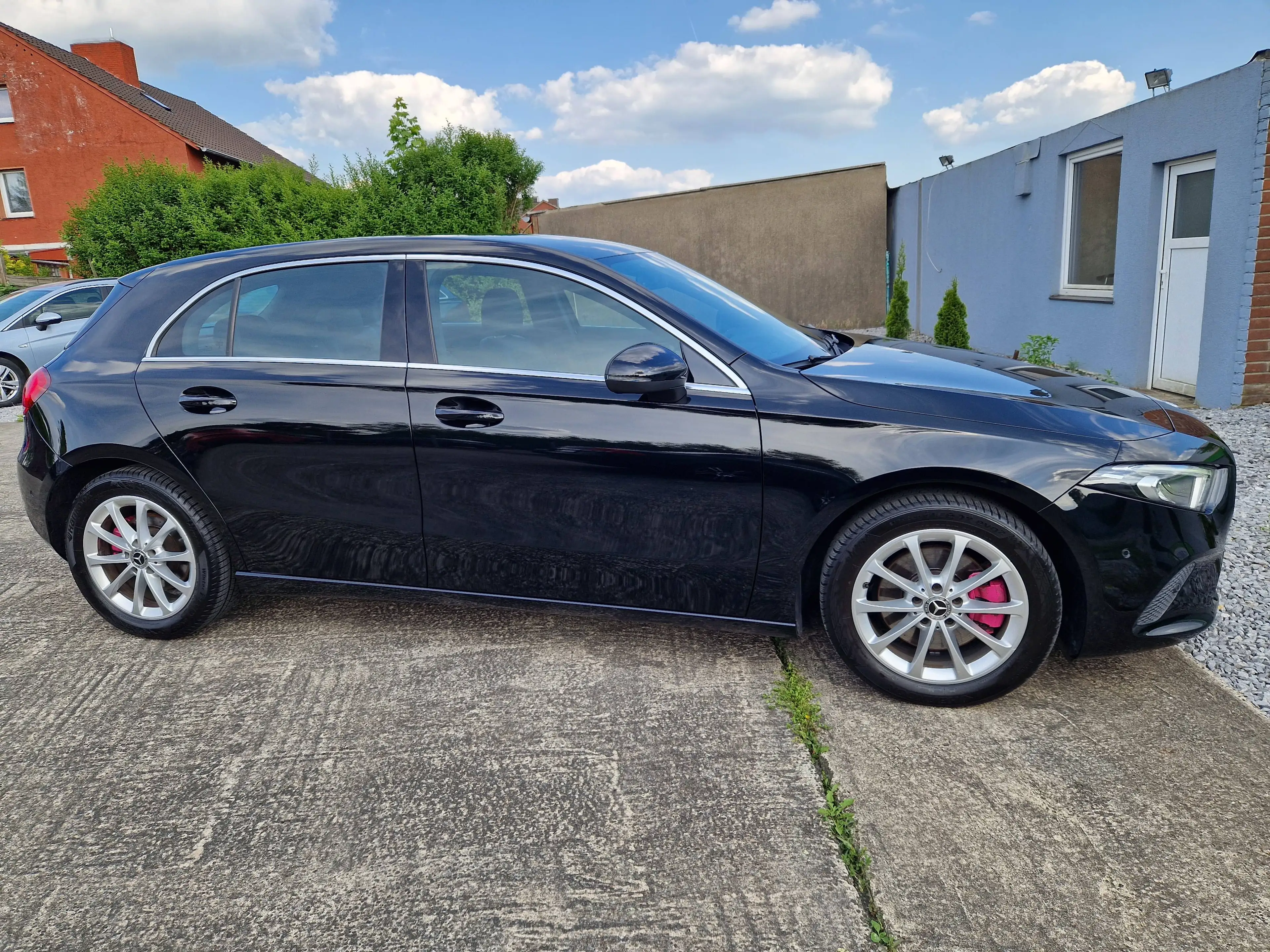 Mercedes-Benz A 220 A 220 Progressive — photo 9