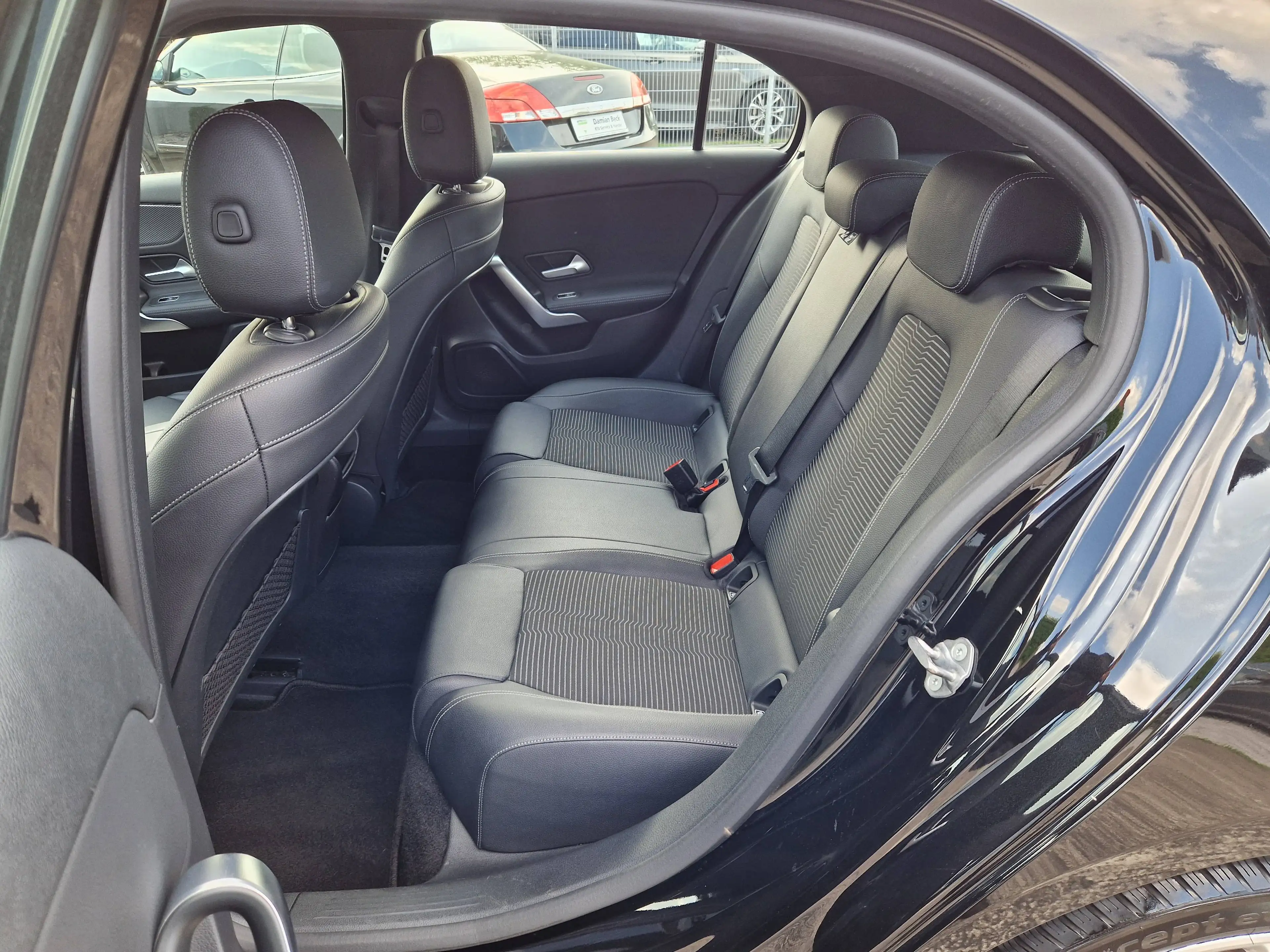 Mercedes-Benz A 220 A 220 Progressive — photo 14