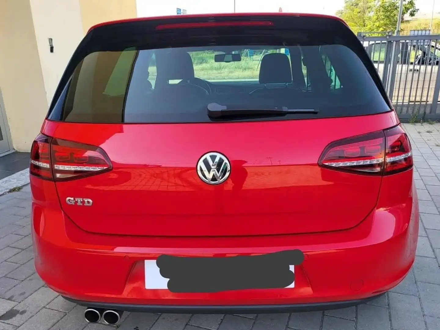 Volkswagen Golf GTD Piros - 2