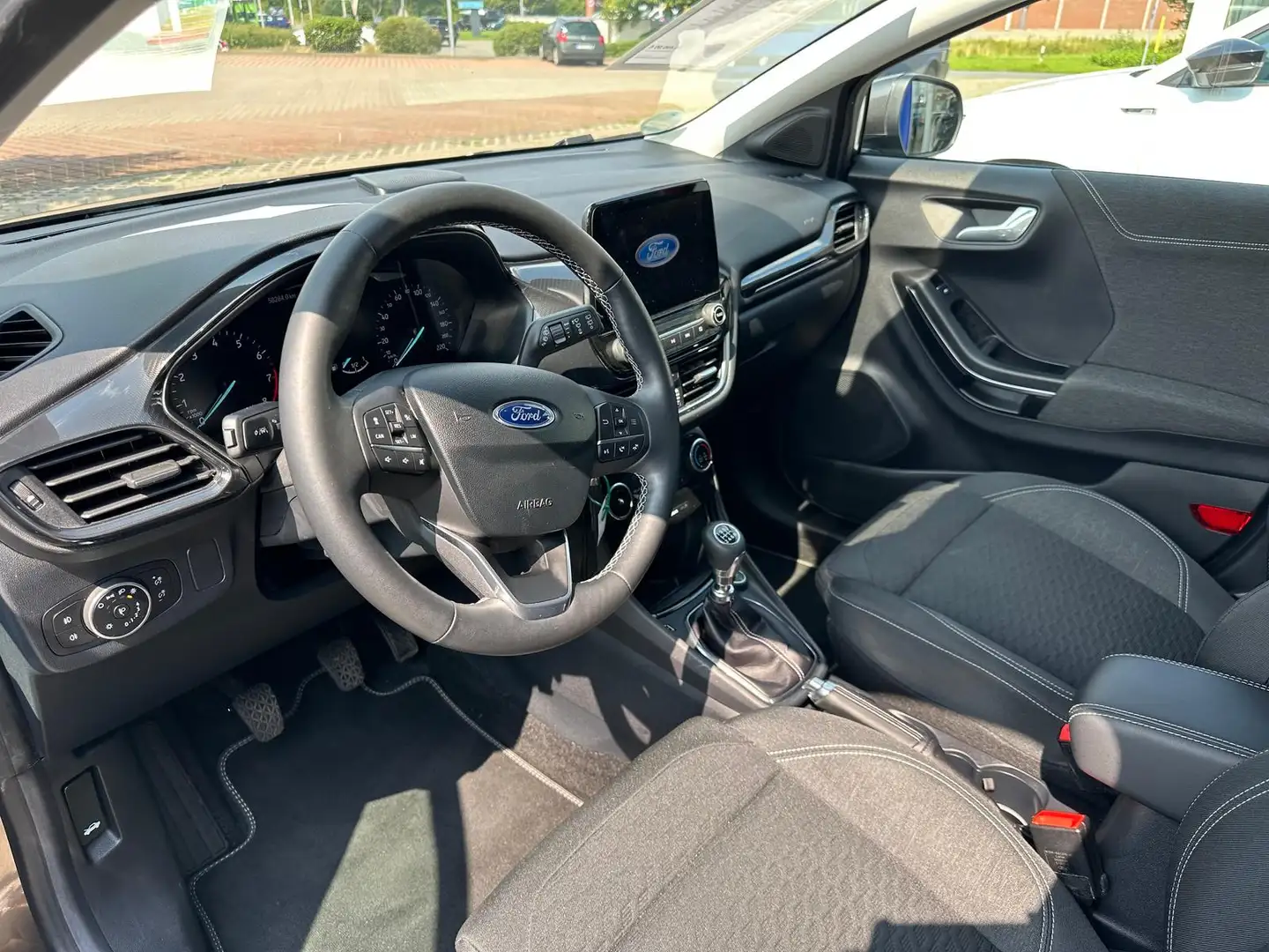 Ford Puma 1.0 Titanium *Navi*AHK*Winterp.*ACC*PDC+Kam. Grau - 2