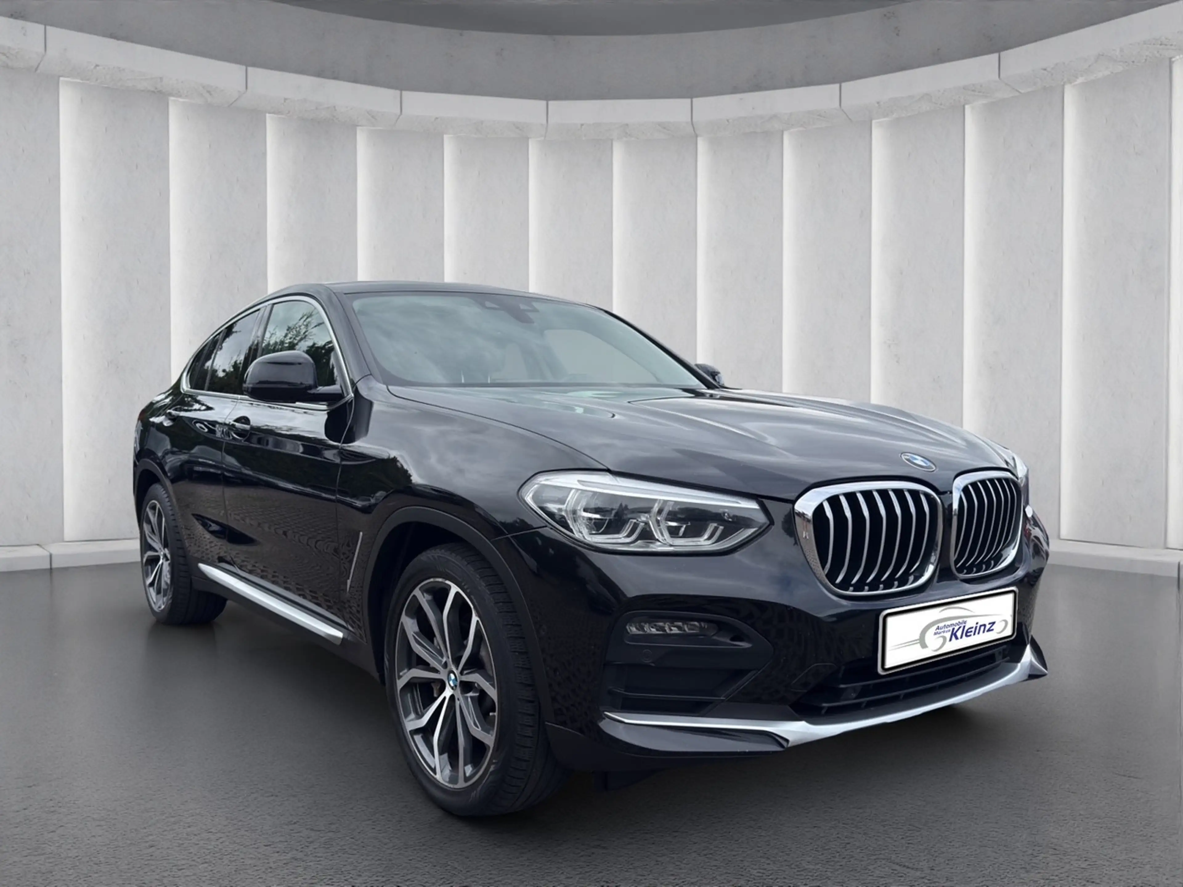 BMW X4 xDrive 30d xLine AHK+LED+HEADUP+R-KAMERA+PANO — photo 4