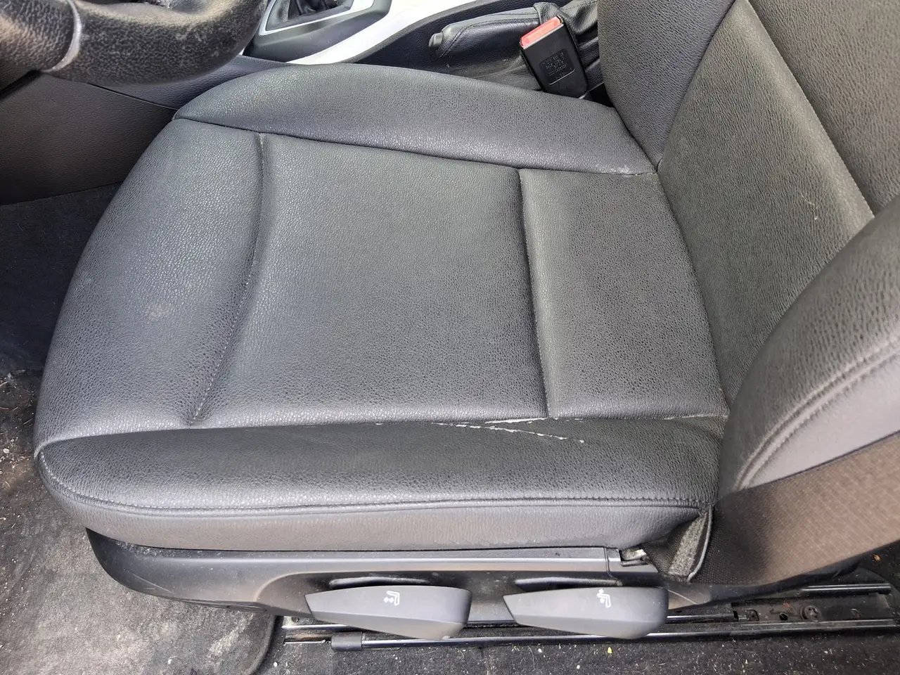 BMW X1 снимка BMW X1
