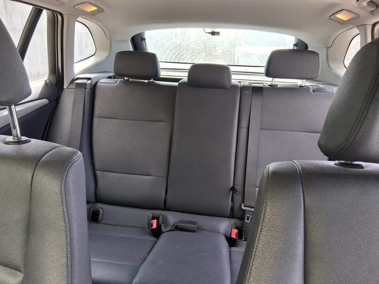 BMW X1 снимка BMW X1