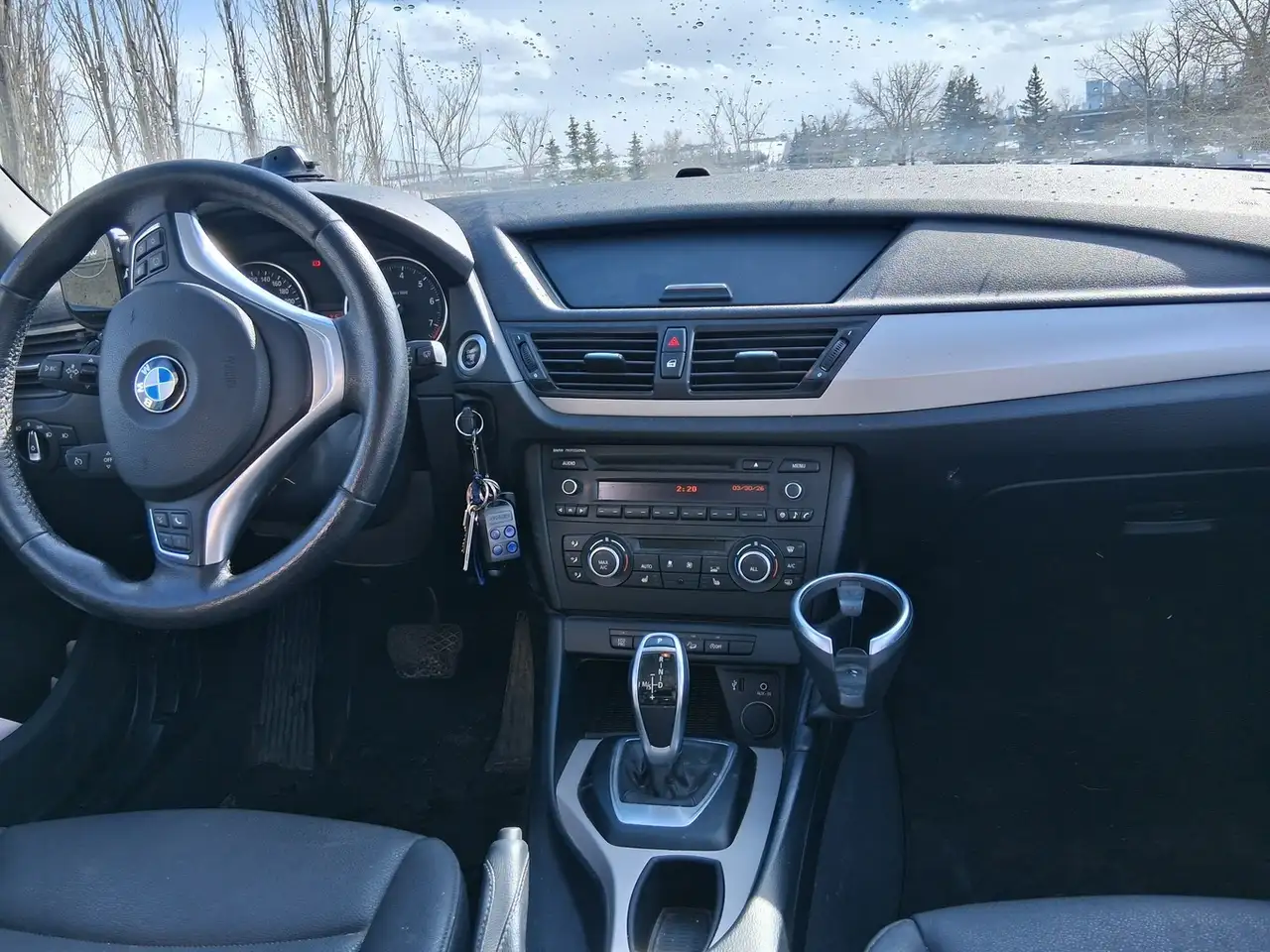 BMW X1 снимка BMW X1