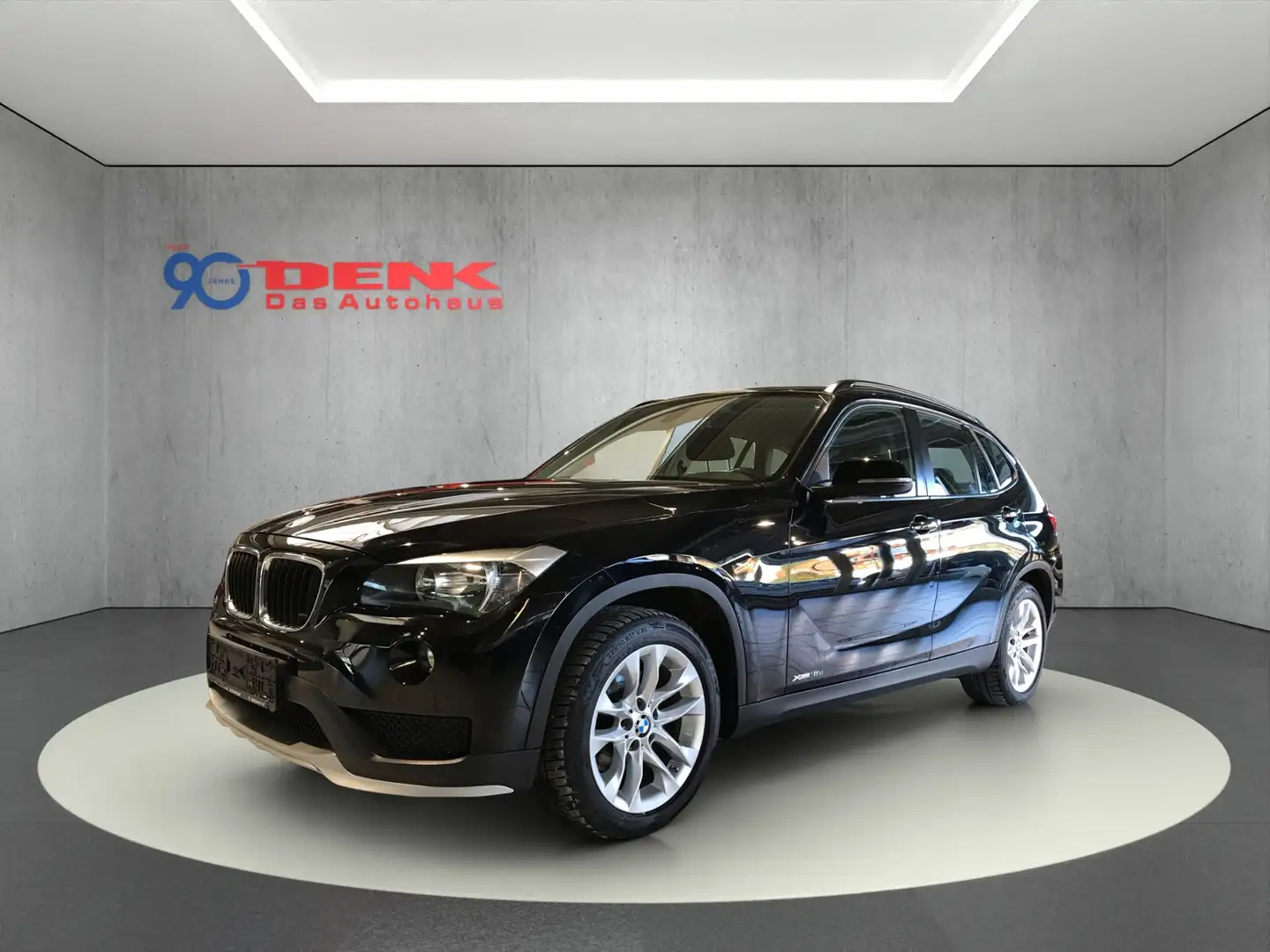 BMW X1 xDrive18d*EXPORT ONLY* Black - 1
