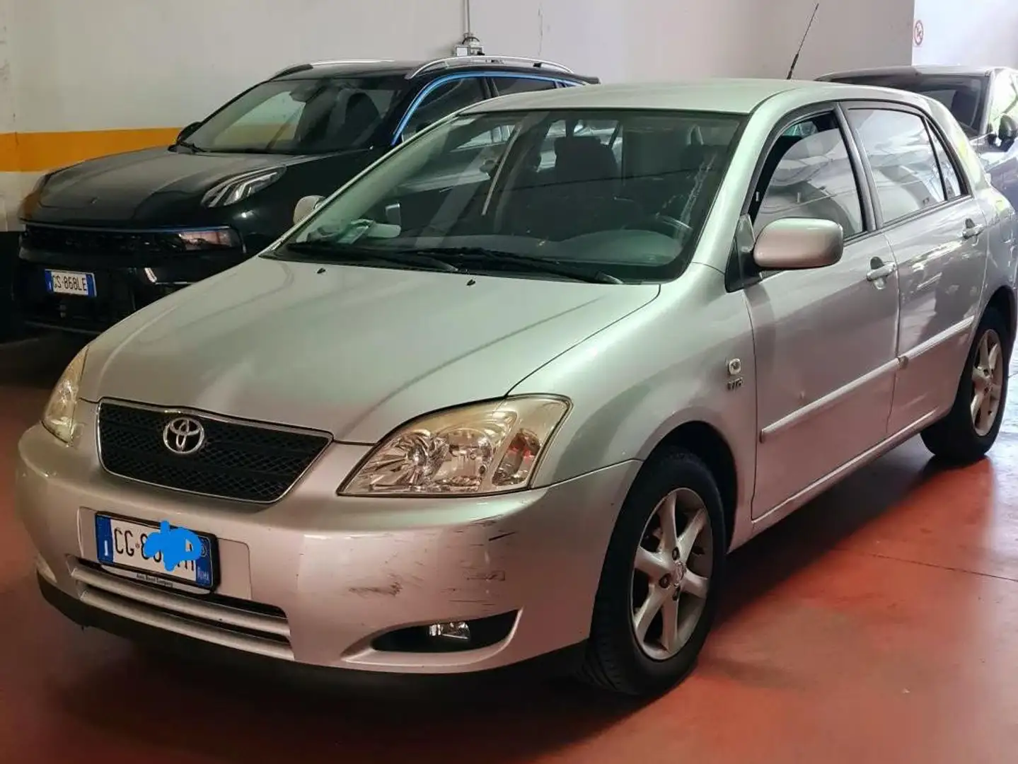 Toyota Corolla 1.4 16V Argintiu - 2