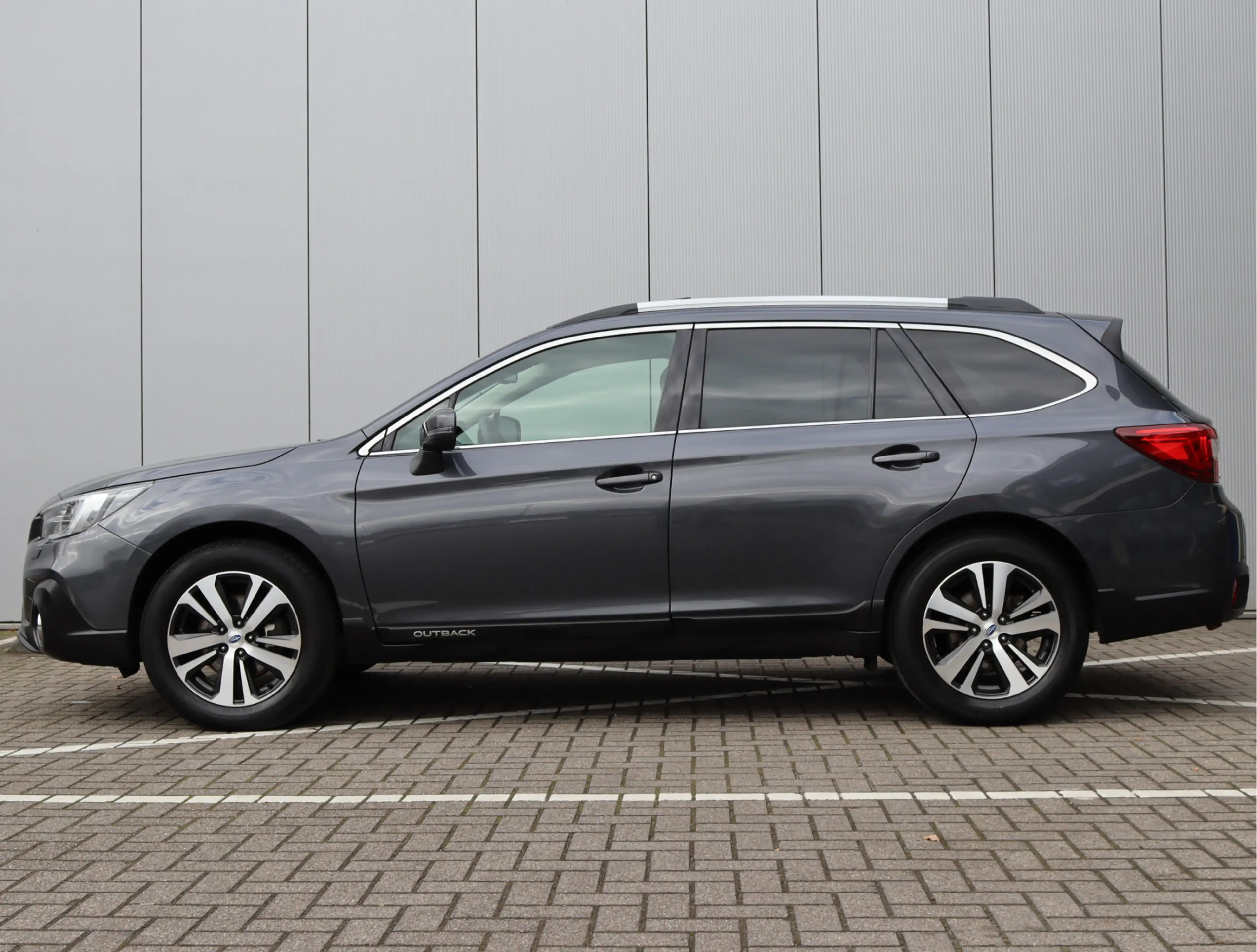 Subaru OUTBACK 2.5i Premium | Schuifdak | Trekhaak | Winterbanden — photo 21