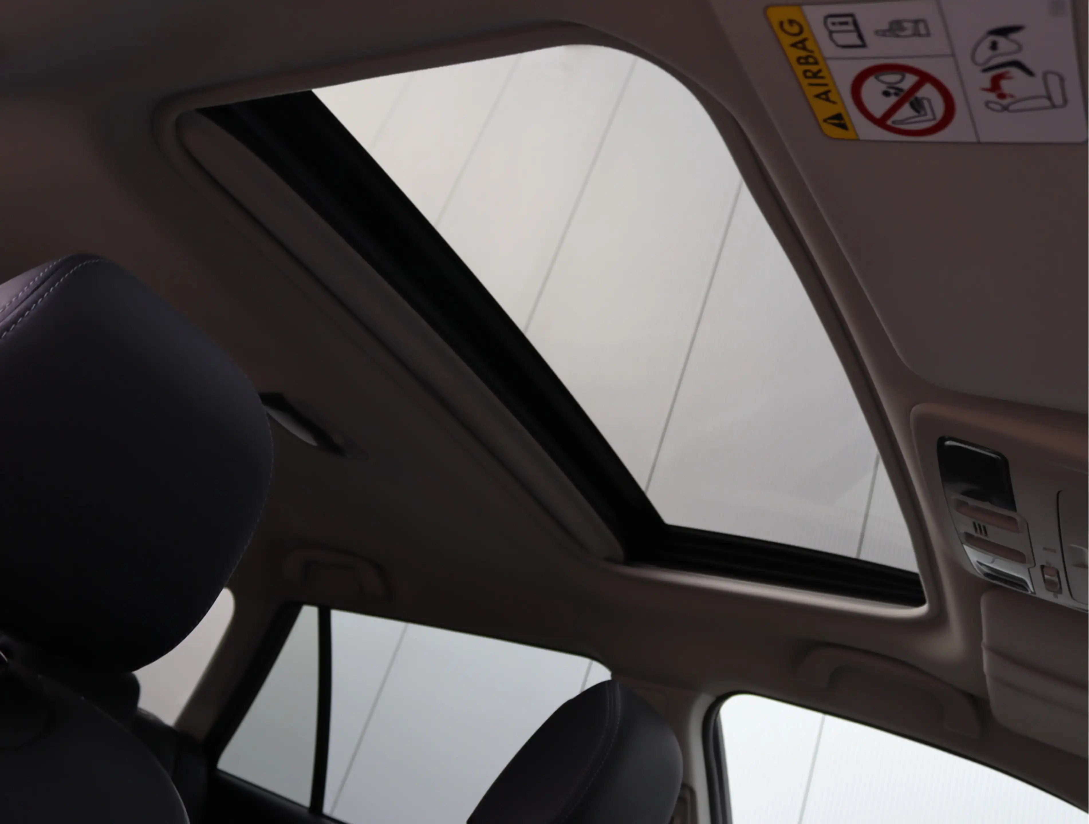 Subaru OUTBACK 2.5i Premium | Schuifdak | Trekhaak | Winterbanden — photo 33