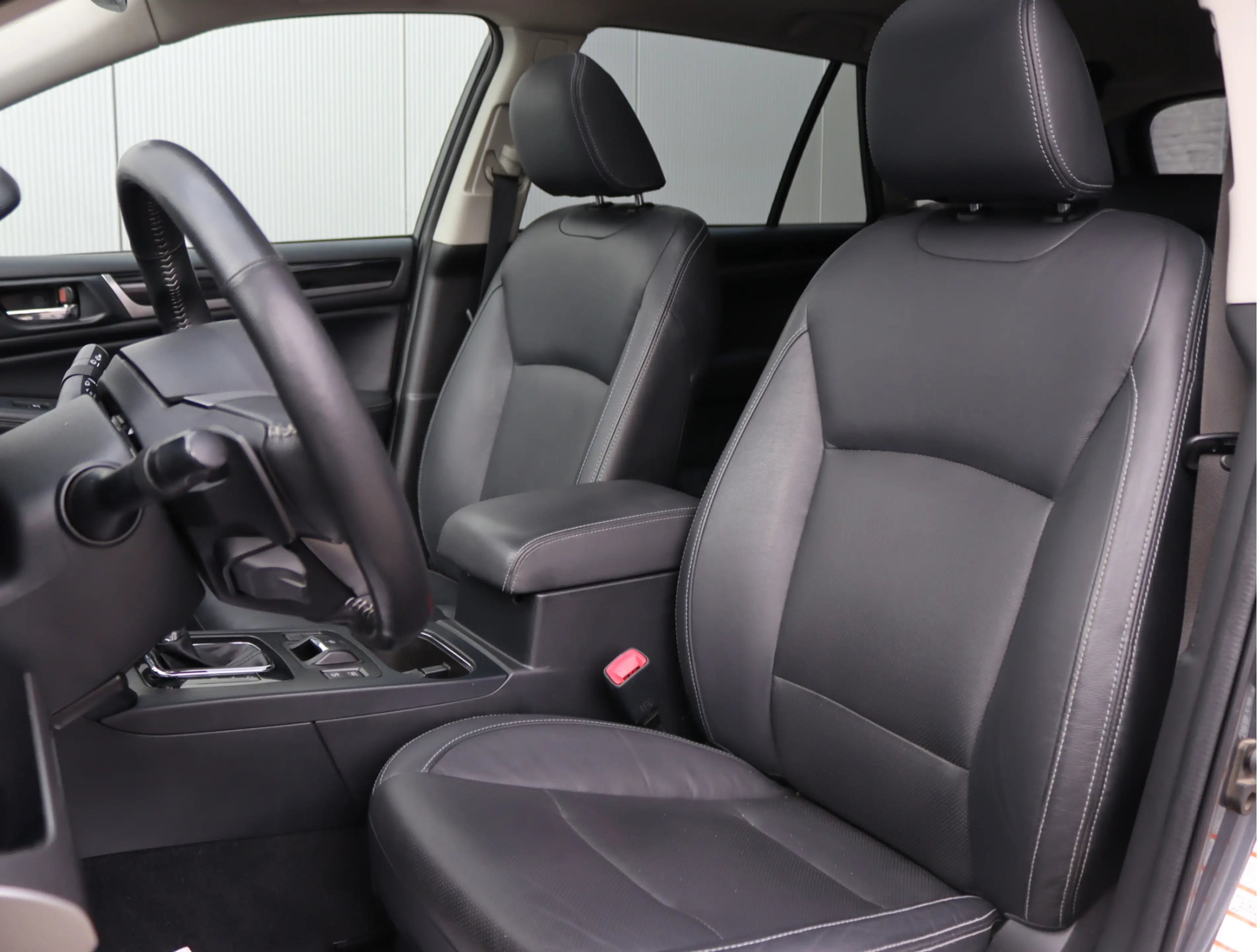 Subaru OUTBACK 2.5i Premium | Schuifdak | Trekhaak | Winterbanden — photo 4