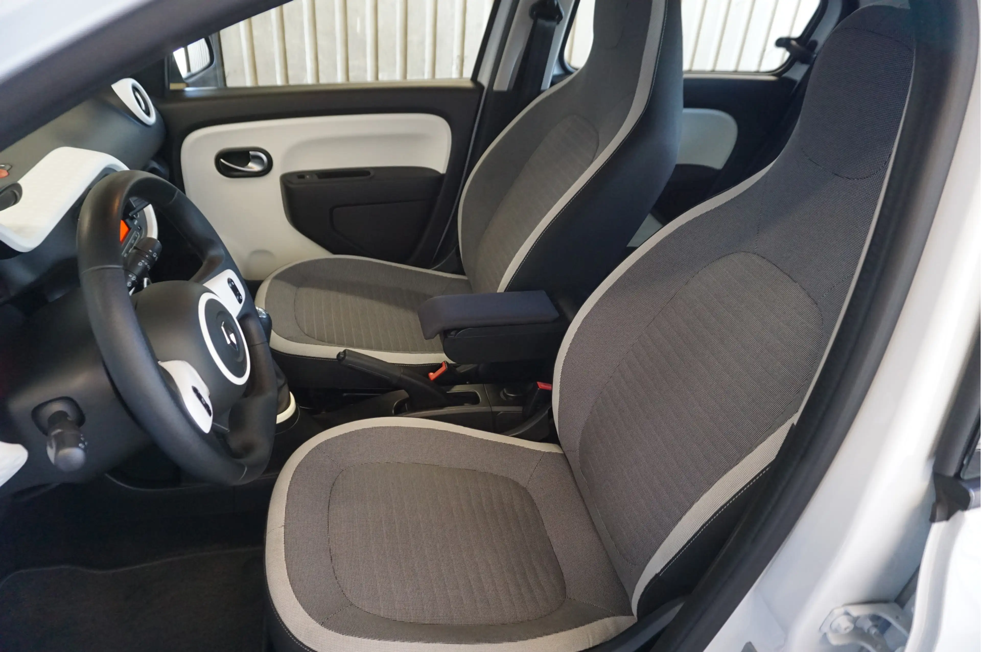 Renault Twingo 1.0 SCe Collection + Airco/ Trekhaak/ Garantie! — photo 15