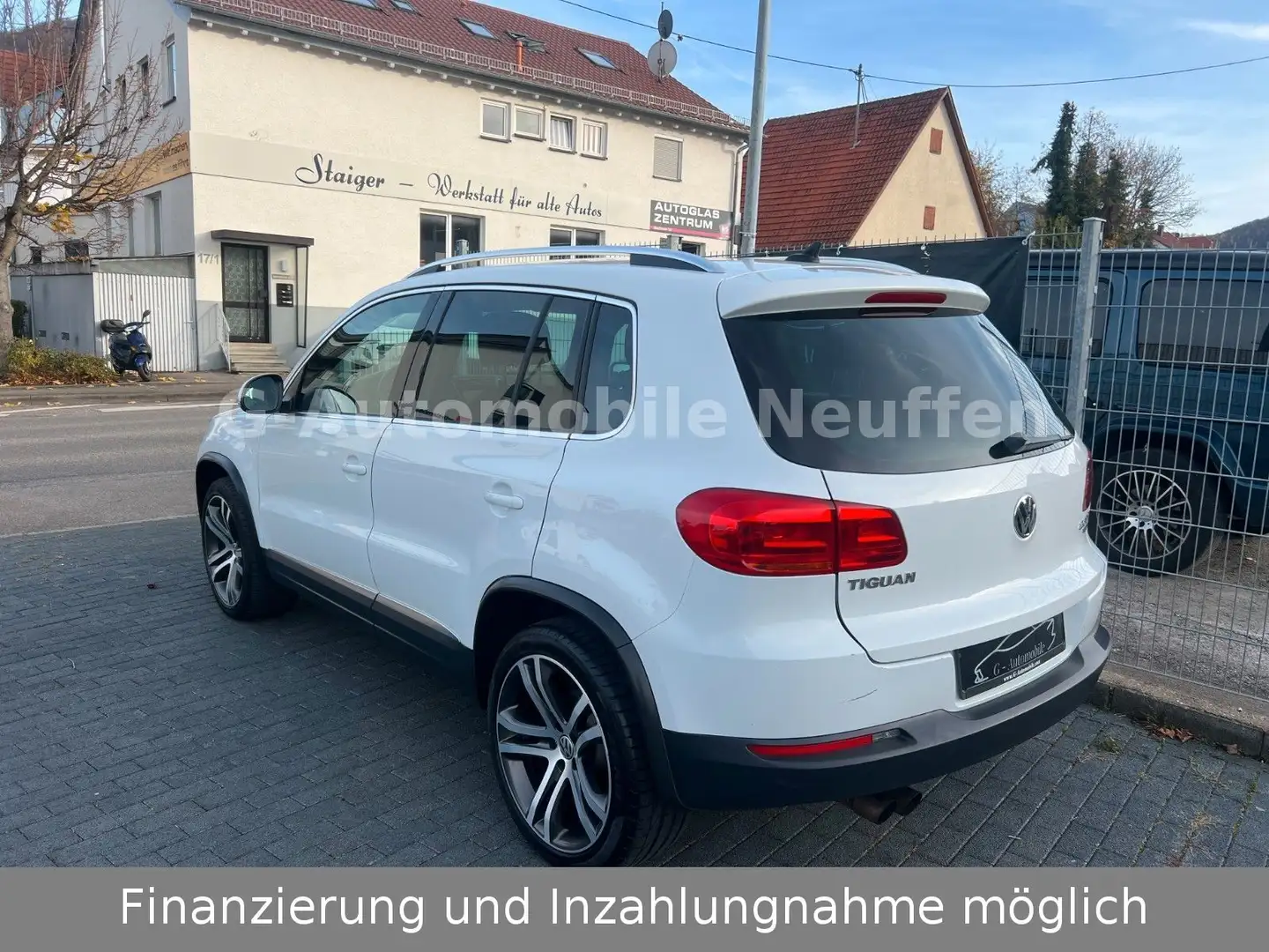 Volkswagen Tiguan Exclusive 4Motion*Navi*Xenon*Leder*CAM*19 Weiß - 2
