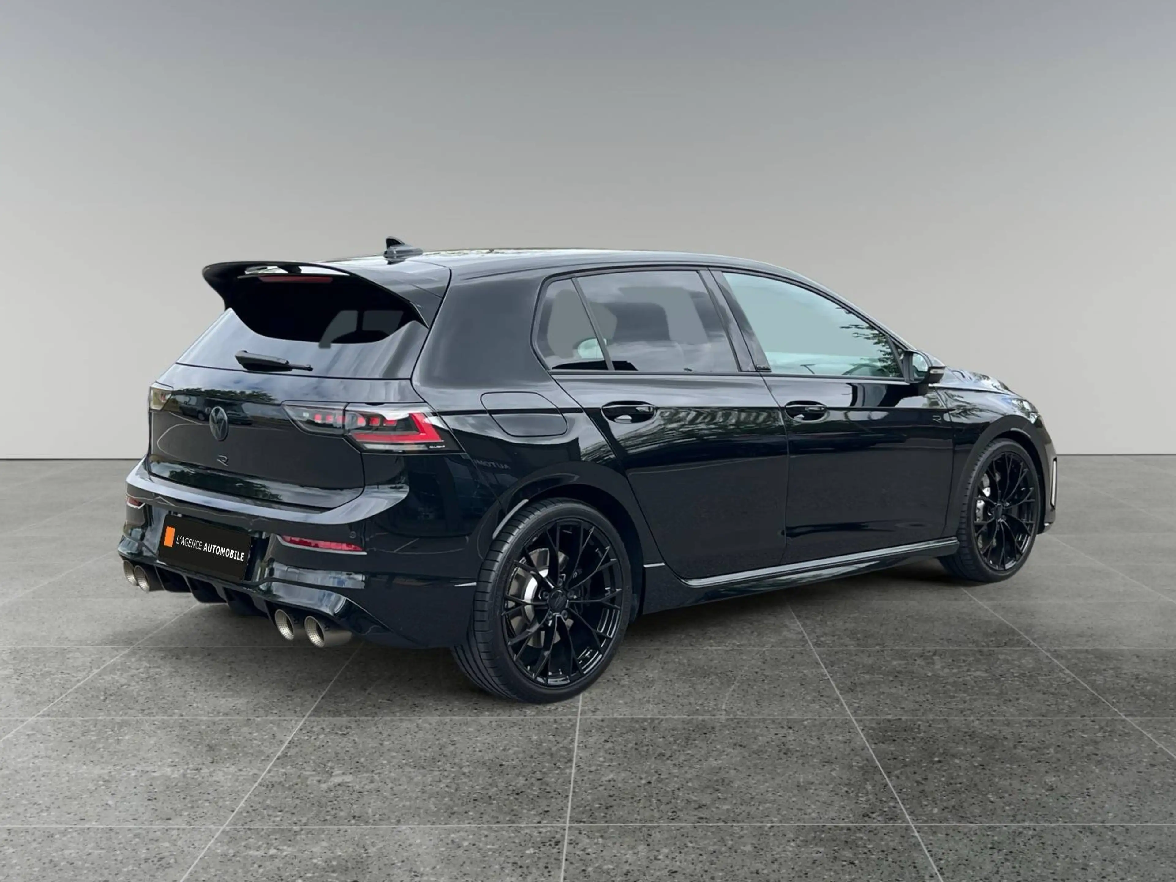 Volkswagen Golf R 8.5 FACELIFT-BLACK EDITION-AKRAPOVIC-333CV-GARANTIE 24 MOIS — photo 6