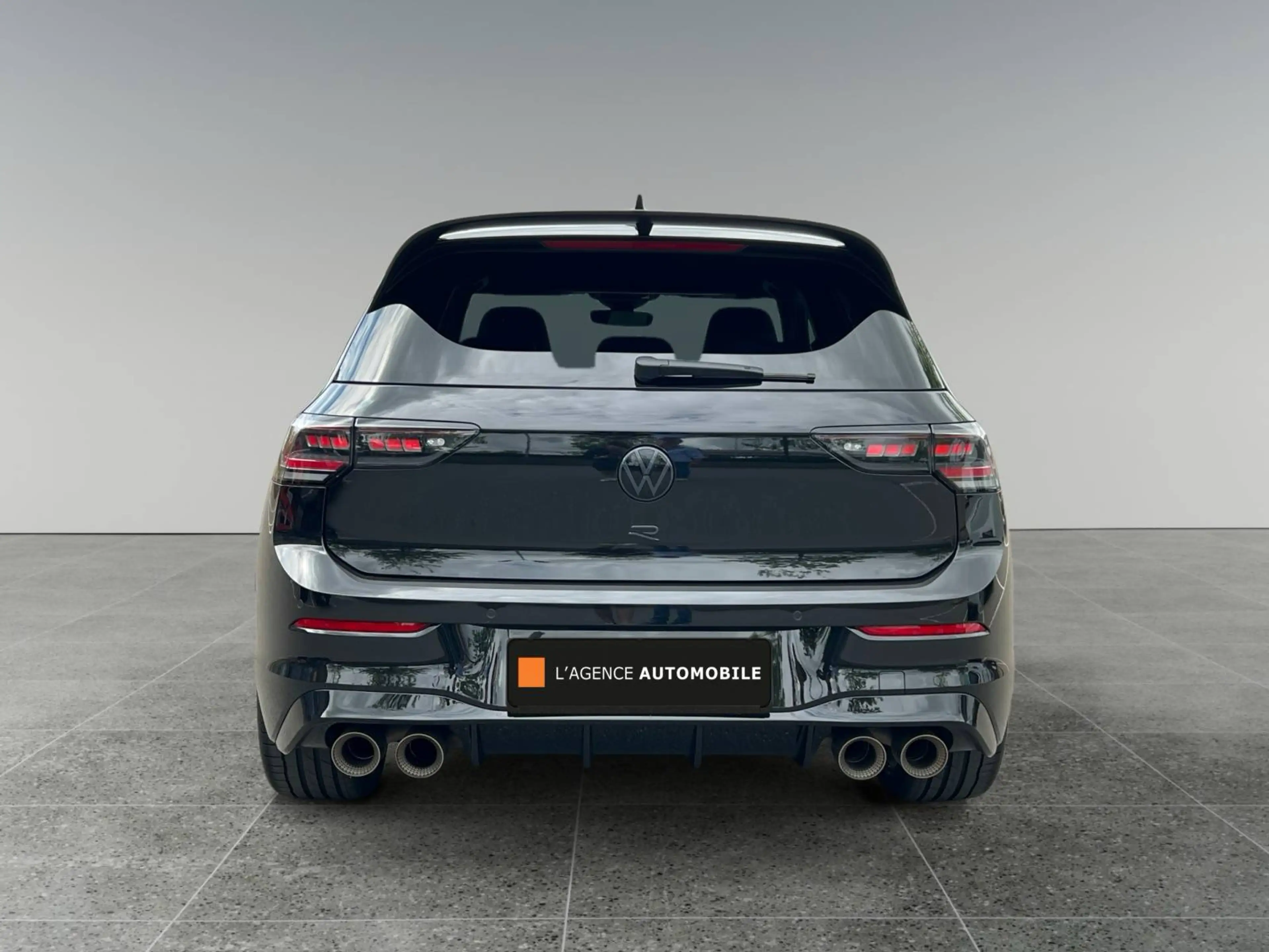 Volkswagen Golf R 8.5 FACELIFT-BLACK EDITION-AKRAPOVIC-333CV-GARANTIE 24 MOIS — photo 5