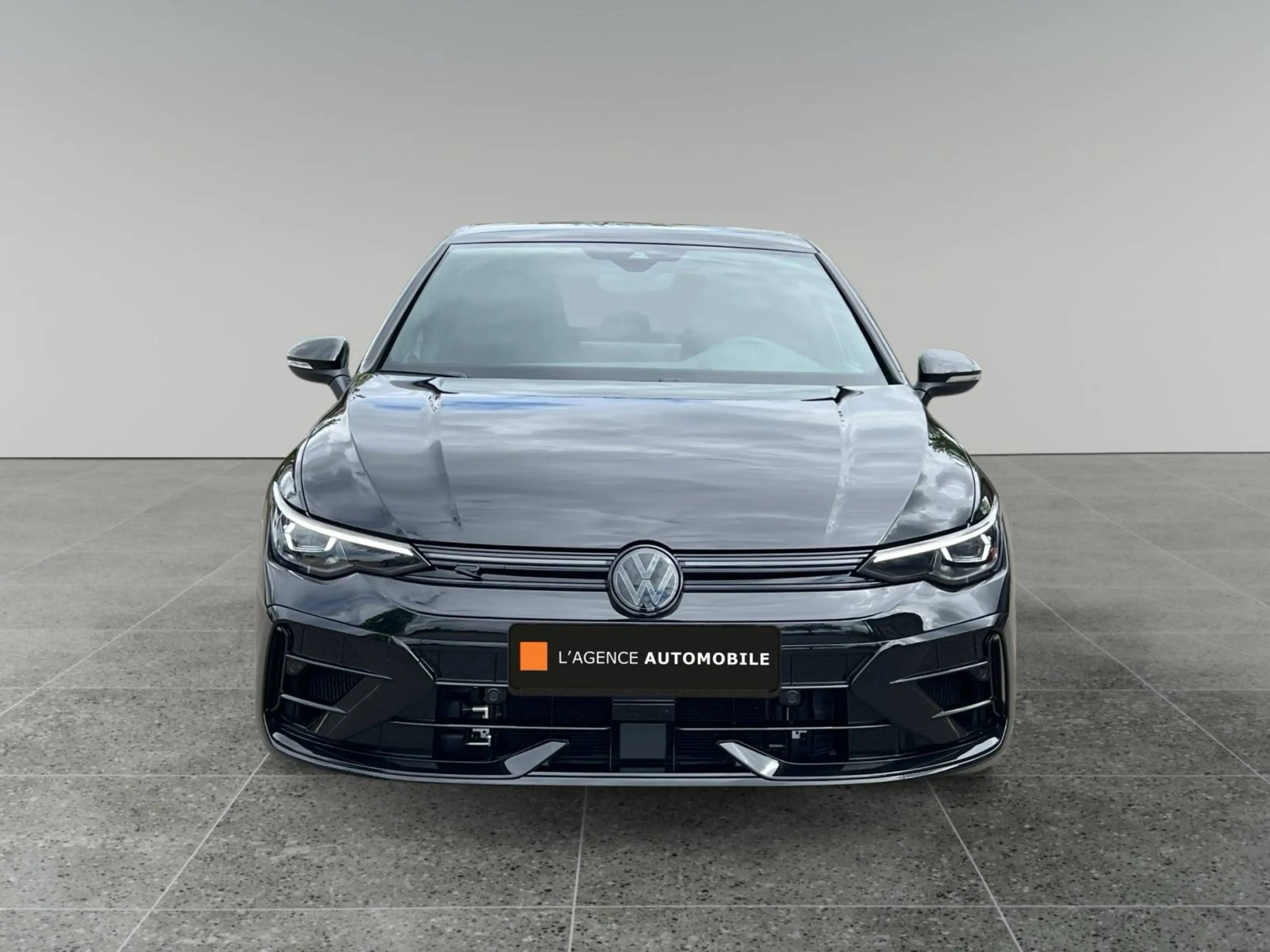 Volkswagen Golf R 8.5 FACELIFT-BLACK EDITION-AKRAPOVIC-333CV-GARANTIE 24 MOIS — photo 9