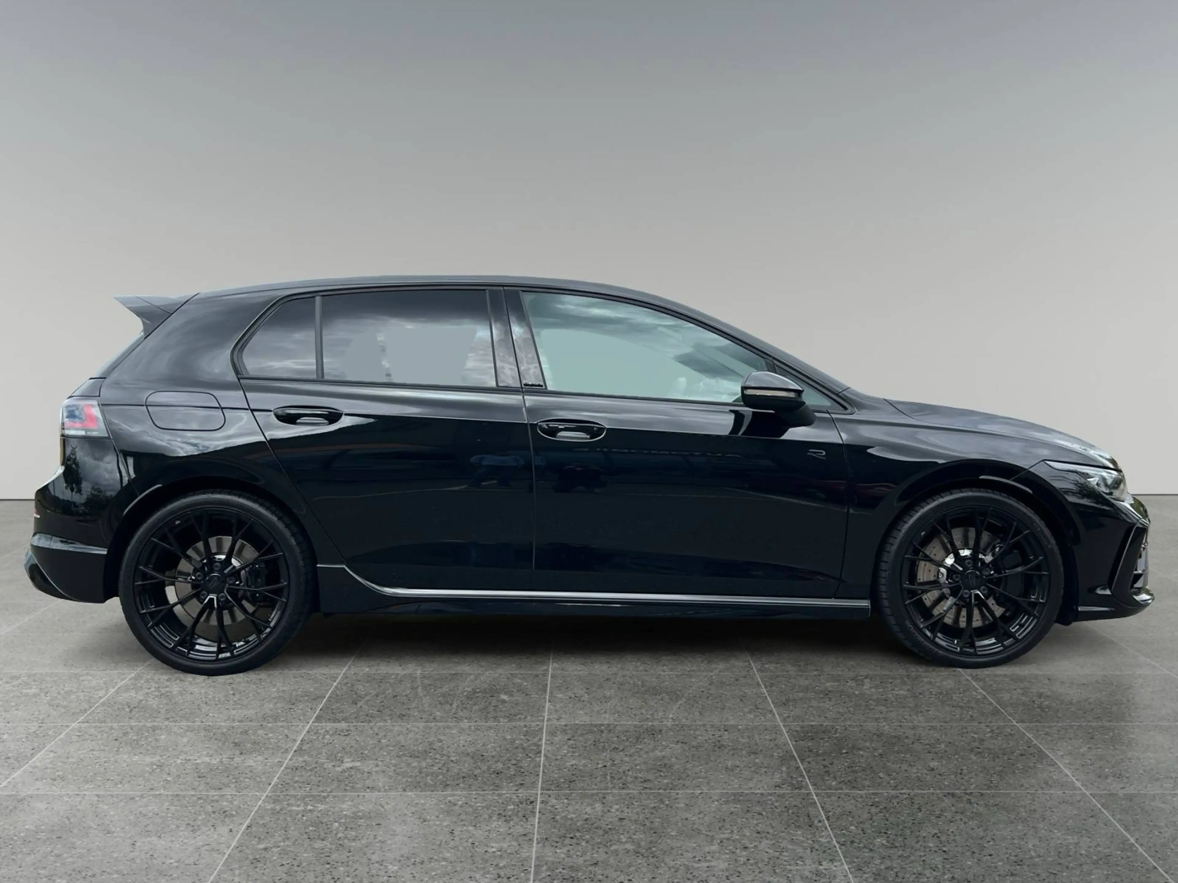 Volkswagen Golf R 8.5 FACELIFT-BLACK EDITION-AKRAPOVIC-333CV-GARANTIE 24 MOIS — photo 7