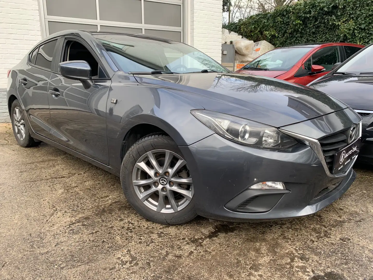 Mazda 3 2.0i Berline AUTOMATIQUE Airco USB Euro 6 GARANTIE Grau - 2