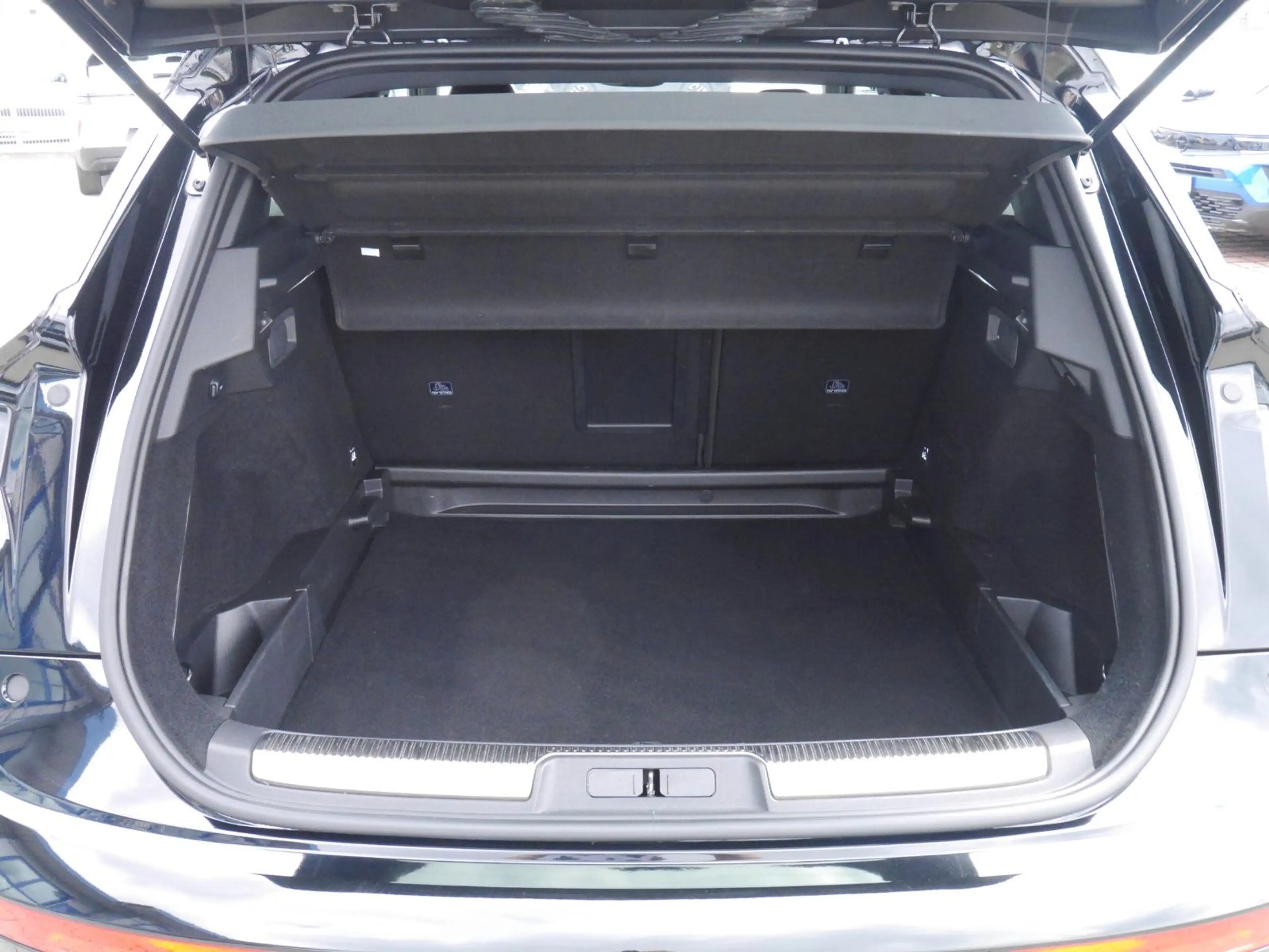 DS Automobiles DS 7 Crossback DS 7 Blue HDI Perf. Line 130 Navi/LED/SHZ/Kamera — photo 7