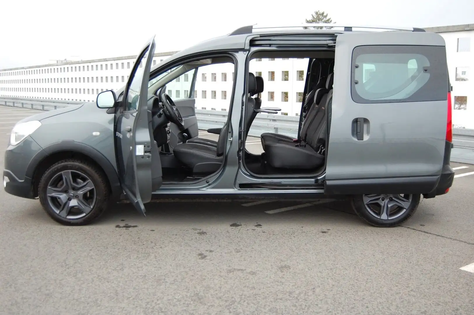 Dacia Dokker TCe 115 Stepway,Klima,Navi,Rückfahrkamera Gris - 1