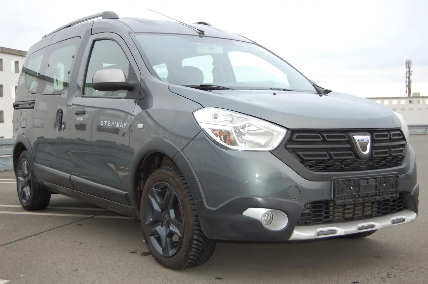 Dacia Dokker TCe 115 Stepway,Klima,Navi,Rückfahrkamera Gris - 2
