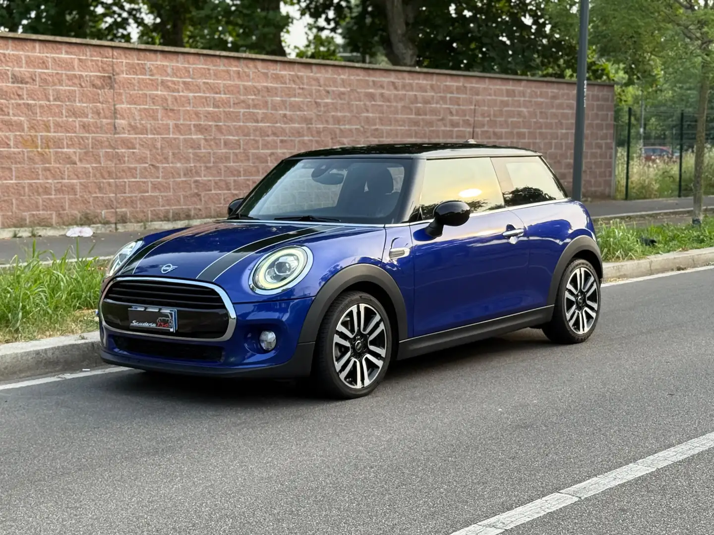 MINI Cooper D 3p 1.5 Boost auto Blu/Azzurro - 1