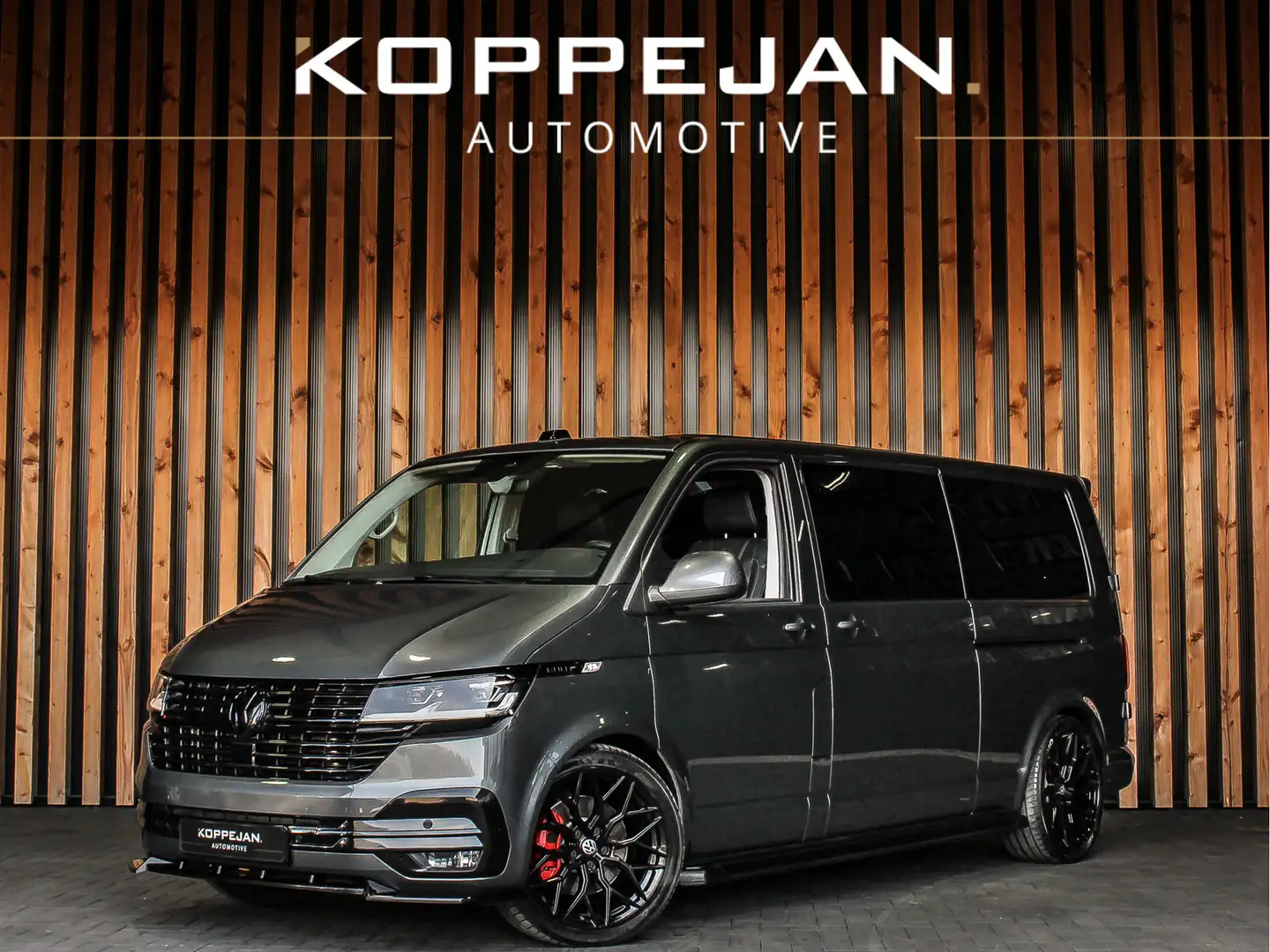 Volkswagen T6.1 Transporter 2.0 TDI 204PK DSG 4Motion Bestelwagen L2H1 | BULLI Grijs - 1