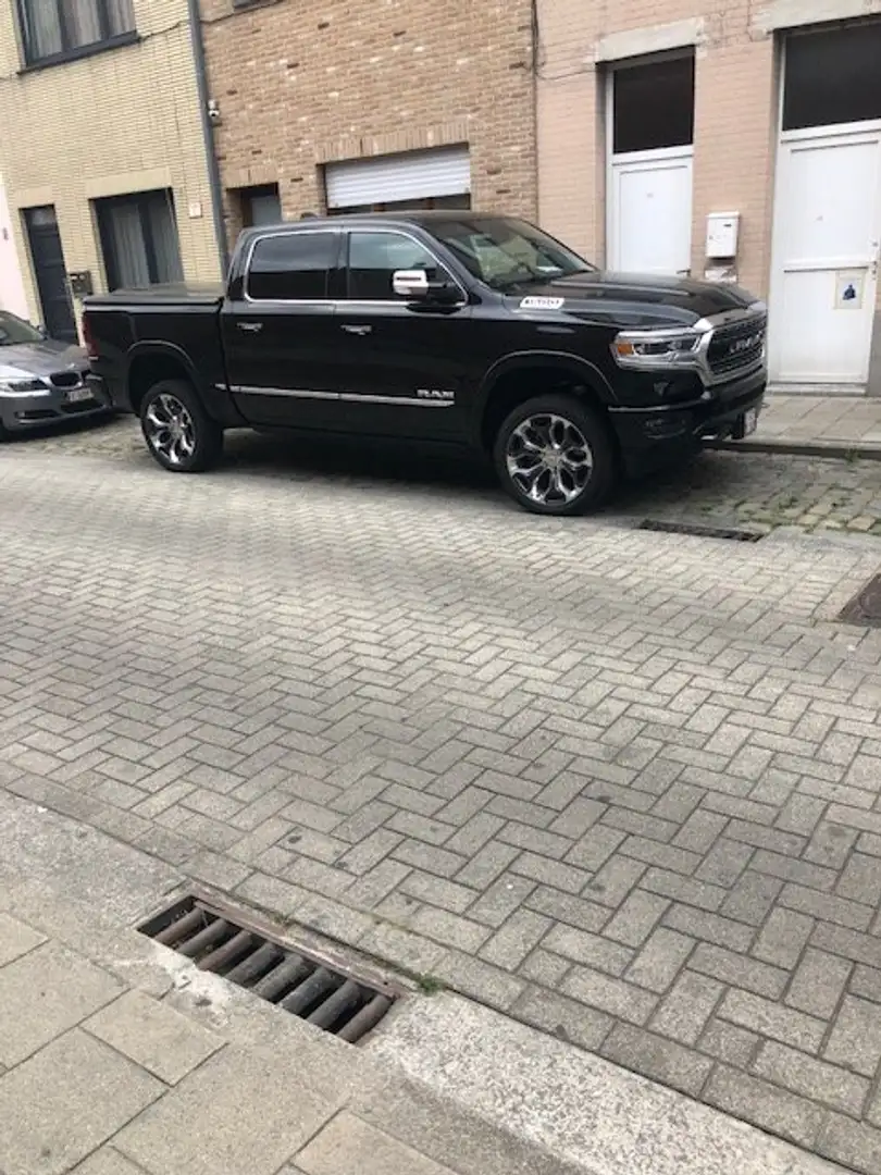 Dodge RAM limited Zwart - 2