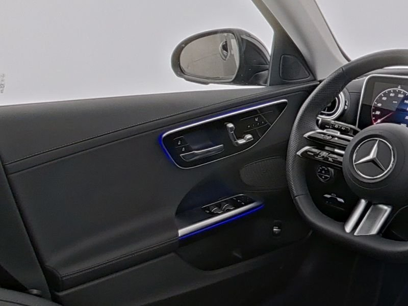Mercedes-Benz C 180 T AMG Line+NIGHT+PANORAMA-SD+AHK+MEMORY+WI — photo 8