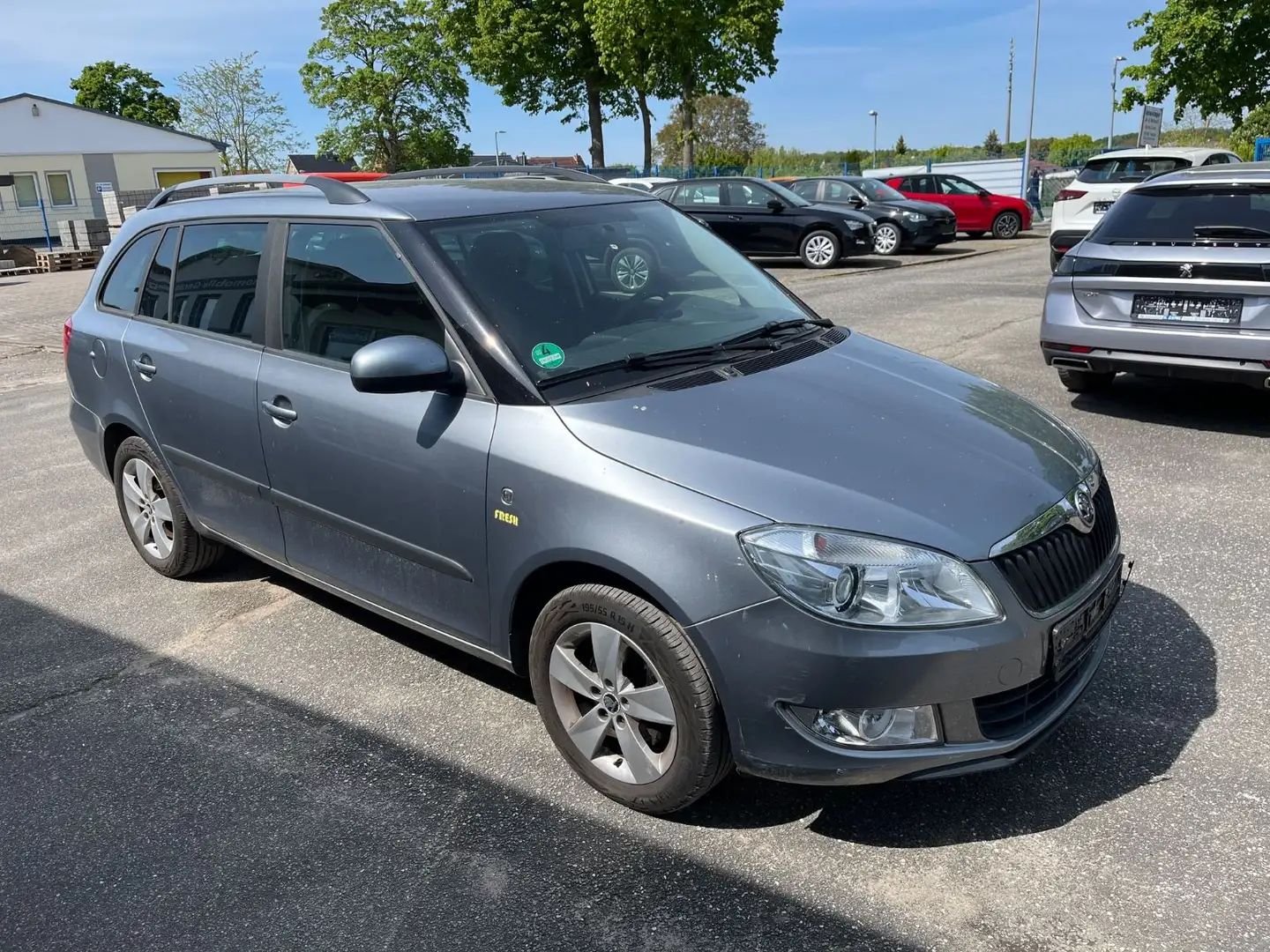 Skoda Fabia 1,2 TSI Combi*Fresh*Klimaaut./PDC/Alu Gris - 2