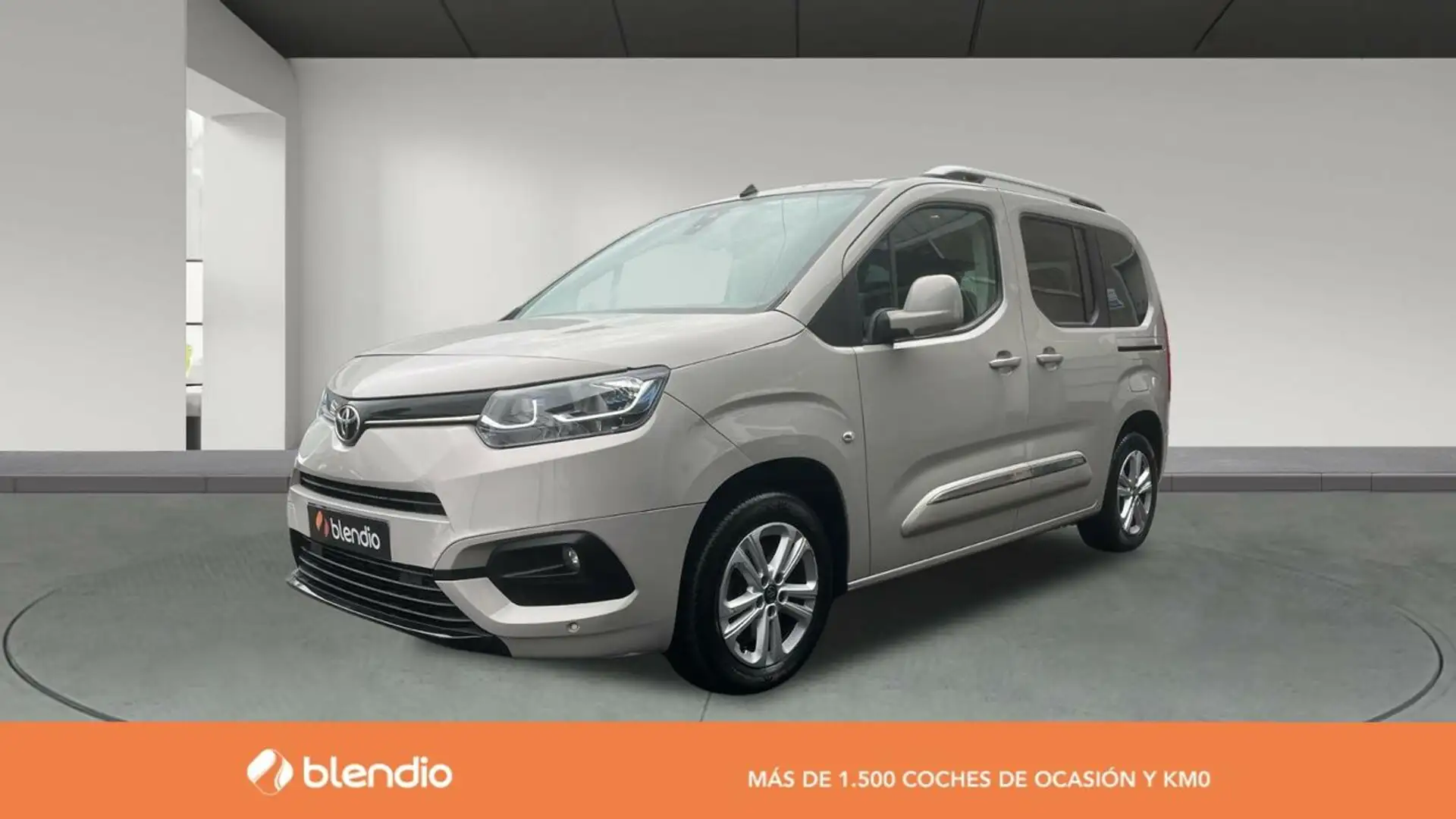 Toyota Proace City 1.2 96KW FAMILY ACTIVE SWB AUTO 131CV Grijs - 1