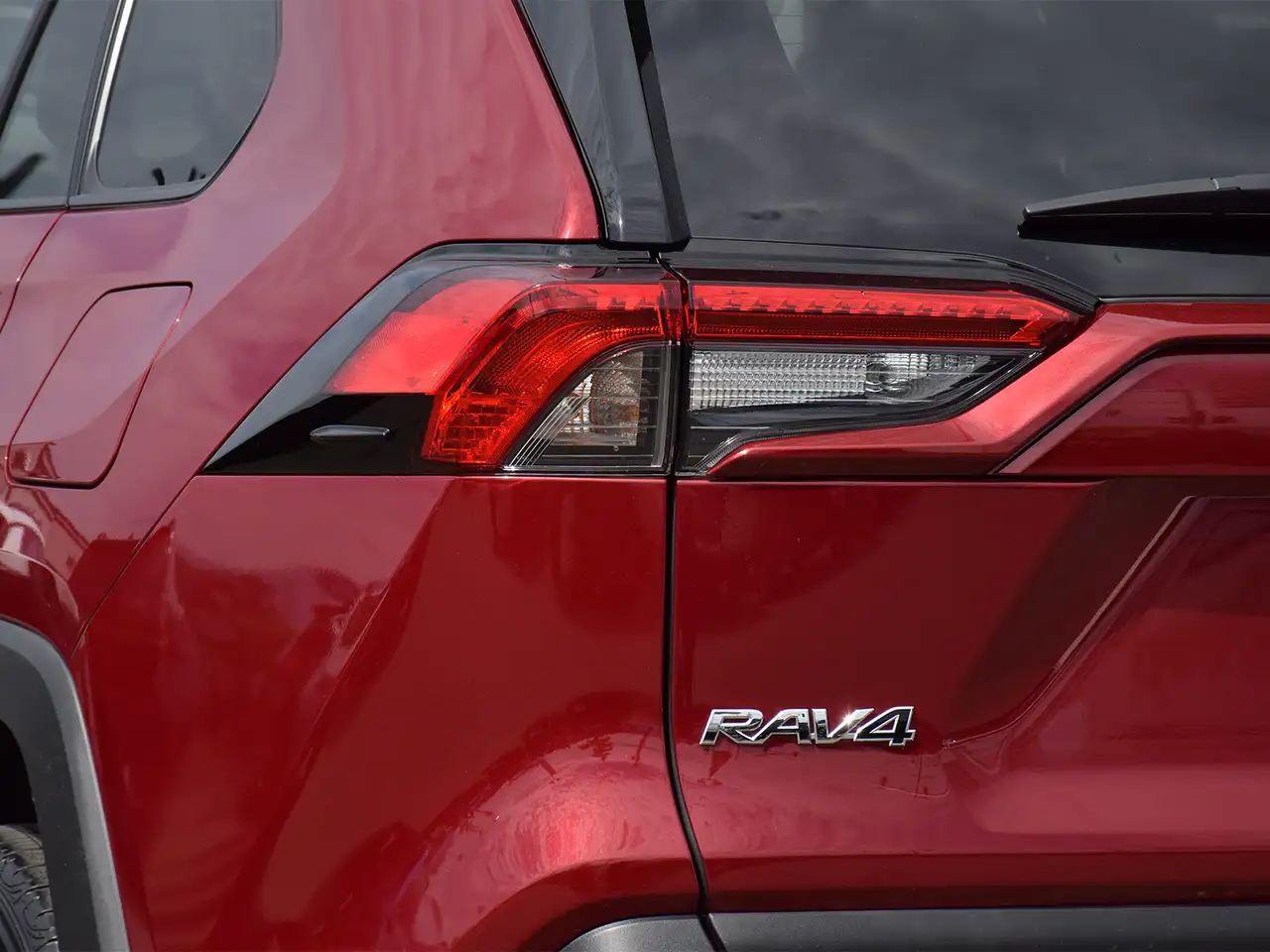 Toyota RAV 4 photo Toyota RAV 4