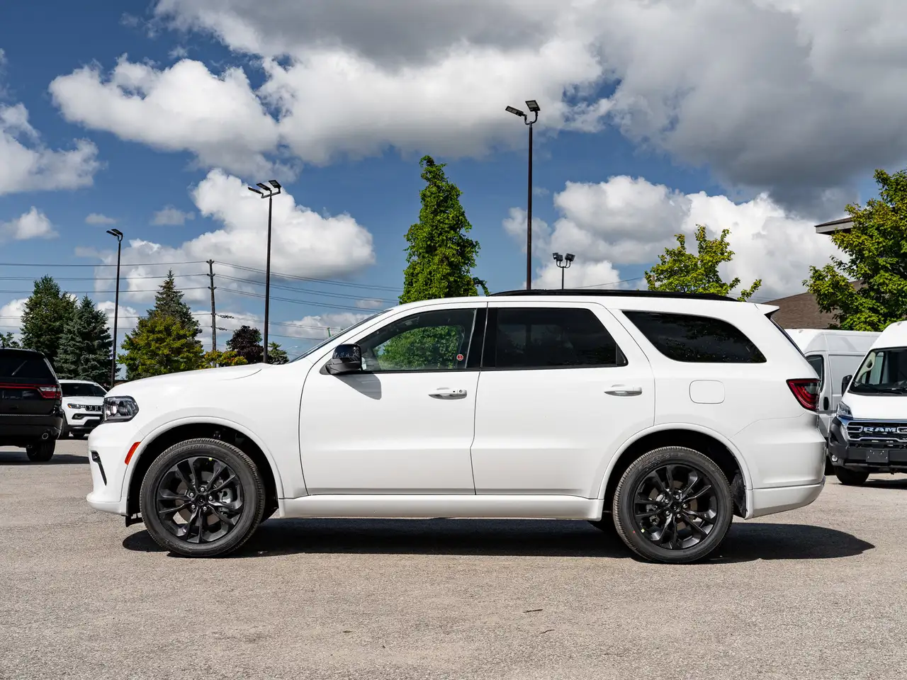 Dodge Durango снимка Dodge Durango