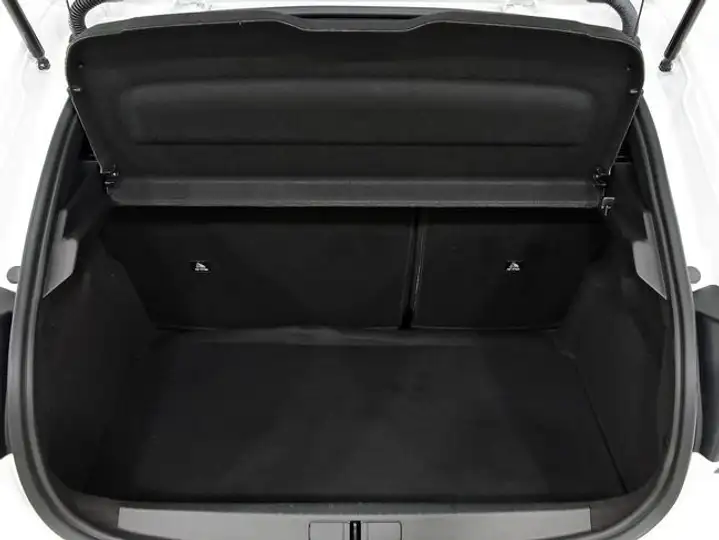Peugeot 208 2025, foto 10