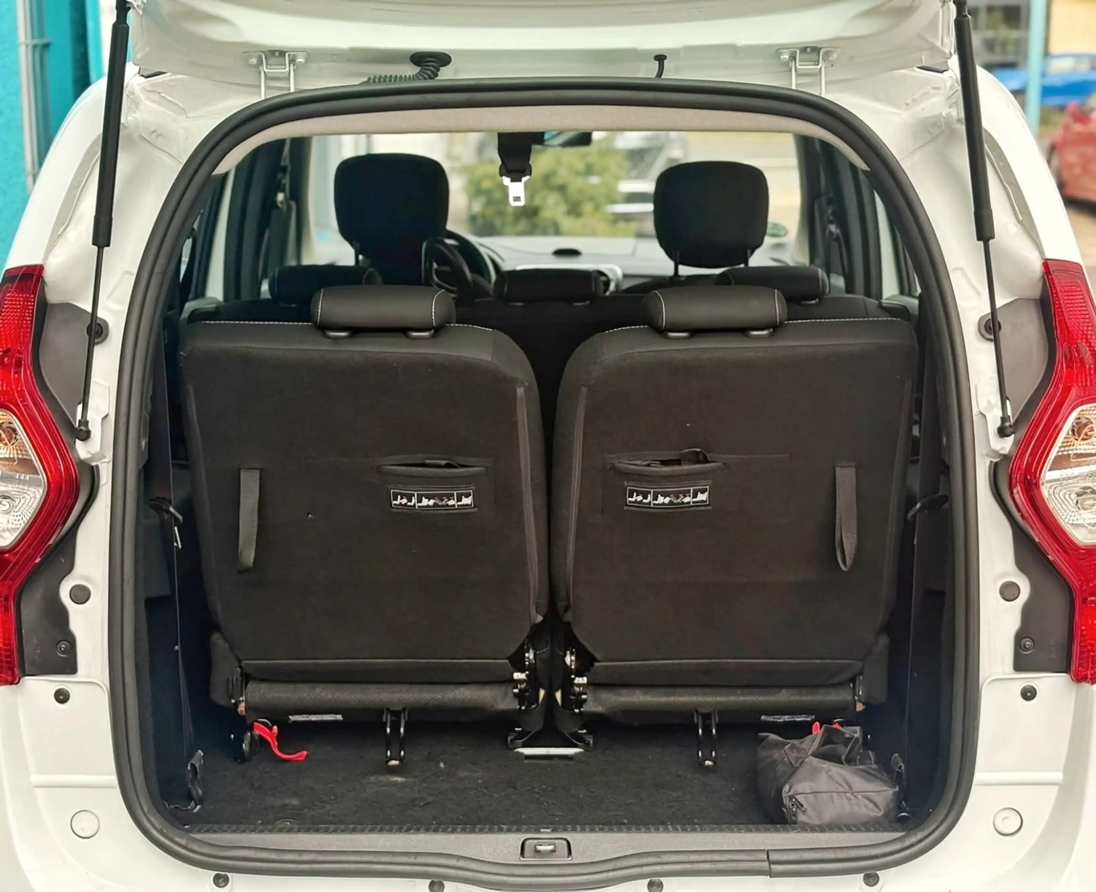 Dacia Lodgy Comfort 102 7Sitze*Klima*Shzng*Allwett*1Hd — photo 9