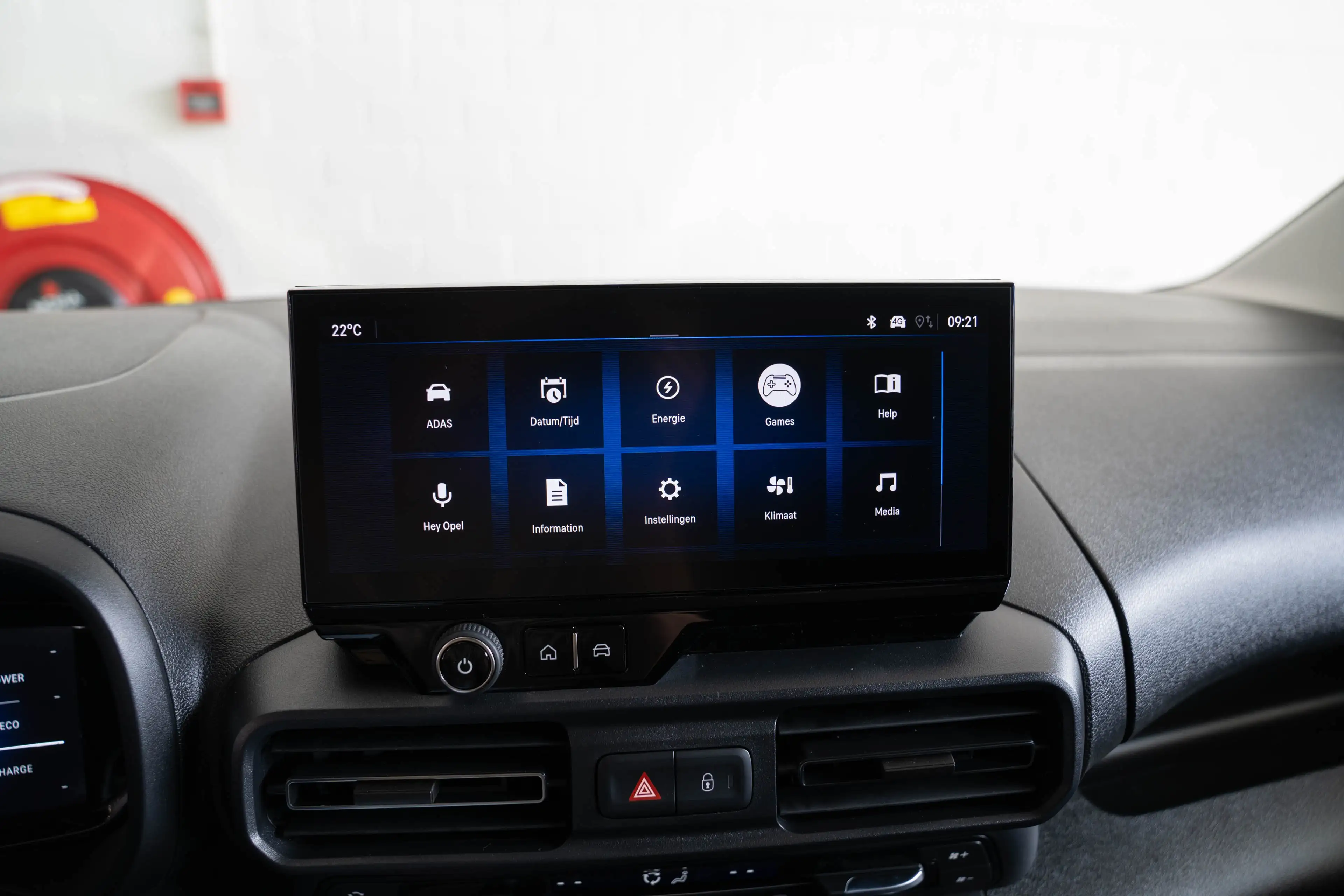Opel Combo-e Electric 136 L2 50kWh | Warmtepomp | Climate Contr — photo 30